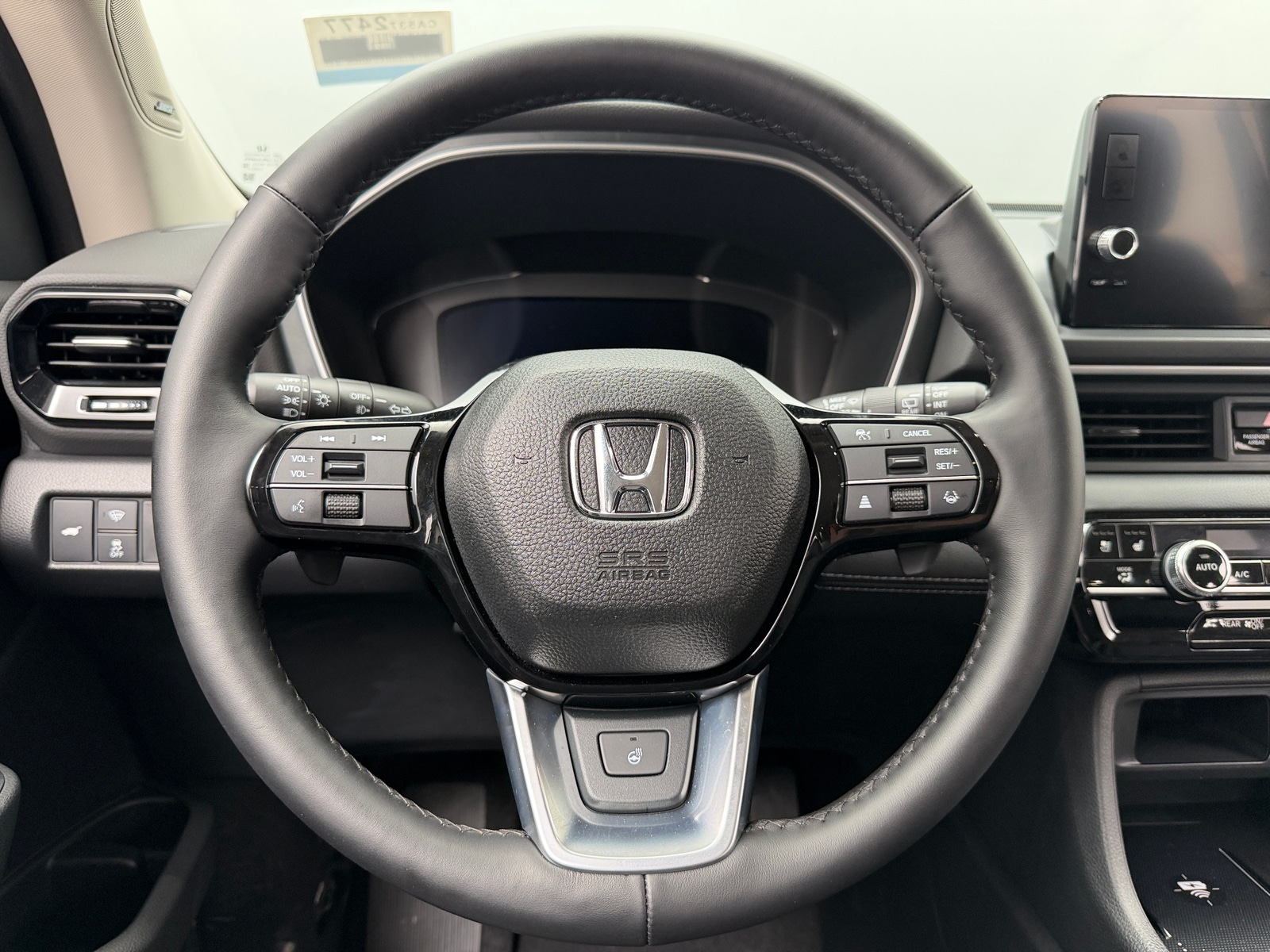 Thumbnail: 2023 Honda Pilot - 4