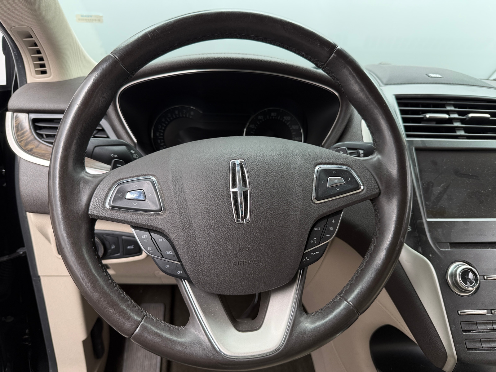 Thumbnail: 2019 Lincoln MKC - 4
