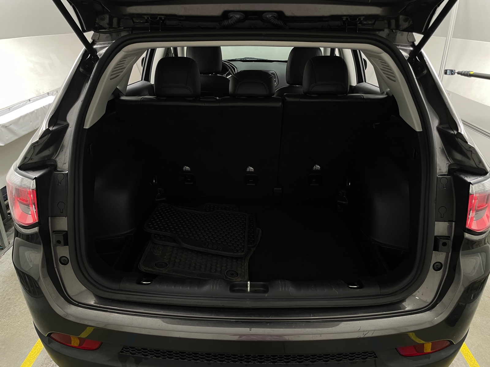 Thumbnail: 2019 Jeep Compass - 7