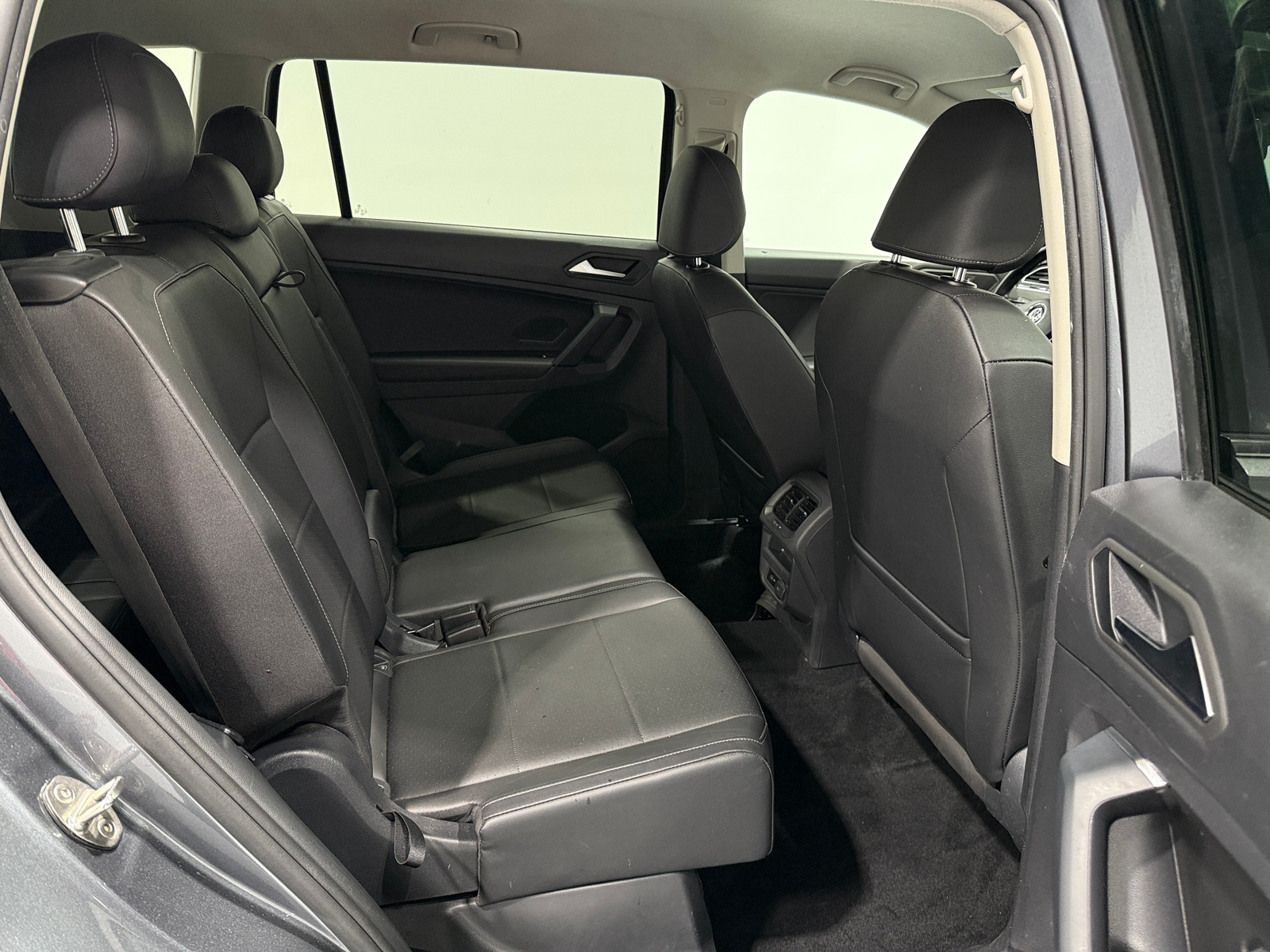 Thumbnail: 2019 Volkswagen Tiguan - 5