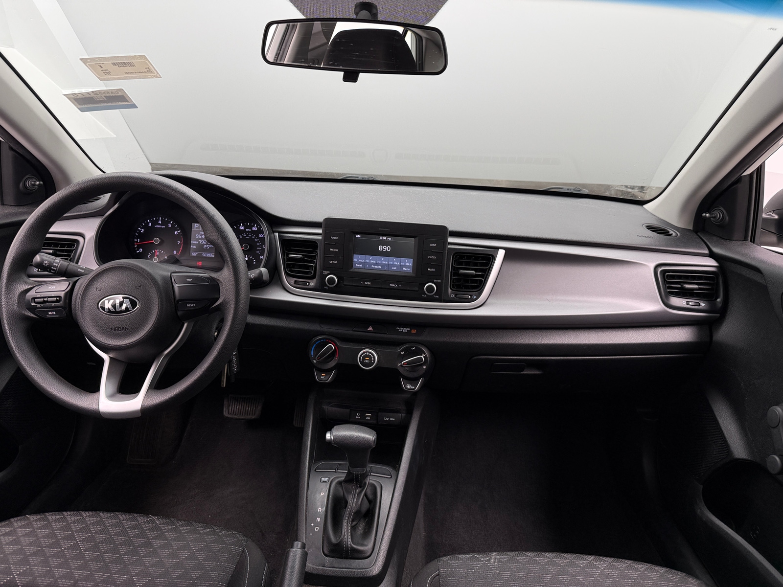 Thumbnail: 2018 Kia Rio - 3