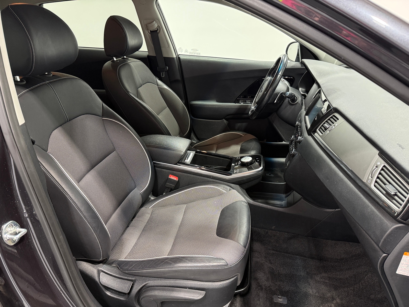 Thumbnail: 2019 Kia Niro - 2