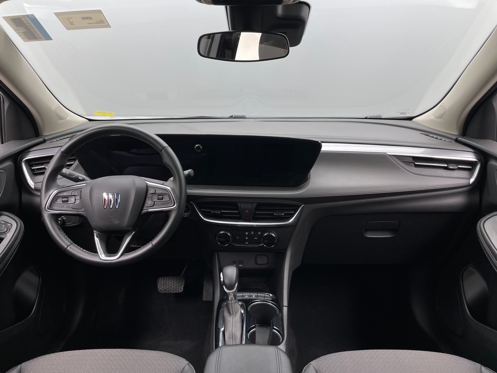 Thumbnail: 2025 Buick Encore GX - 2