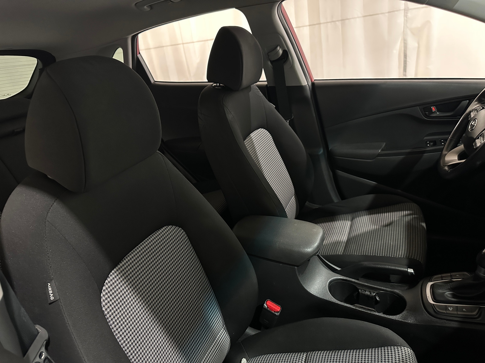 Thumbnail: 2020 Hyundai Kona - 2