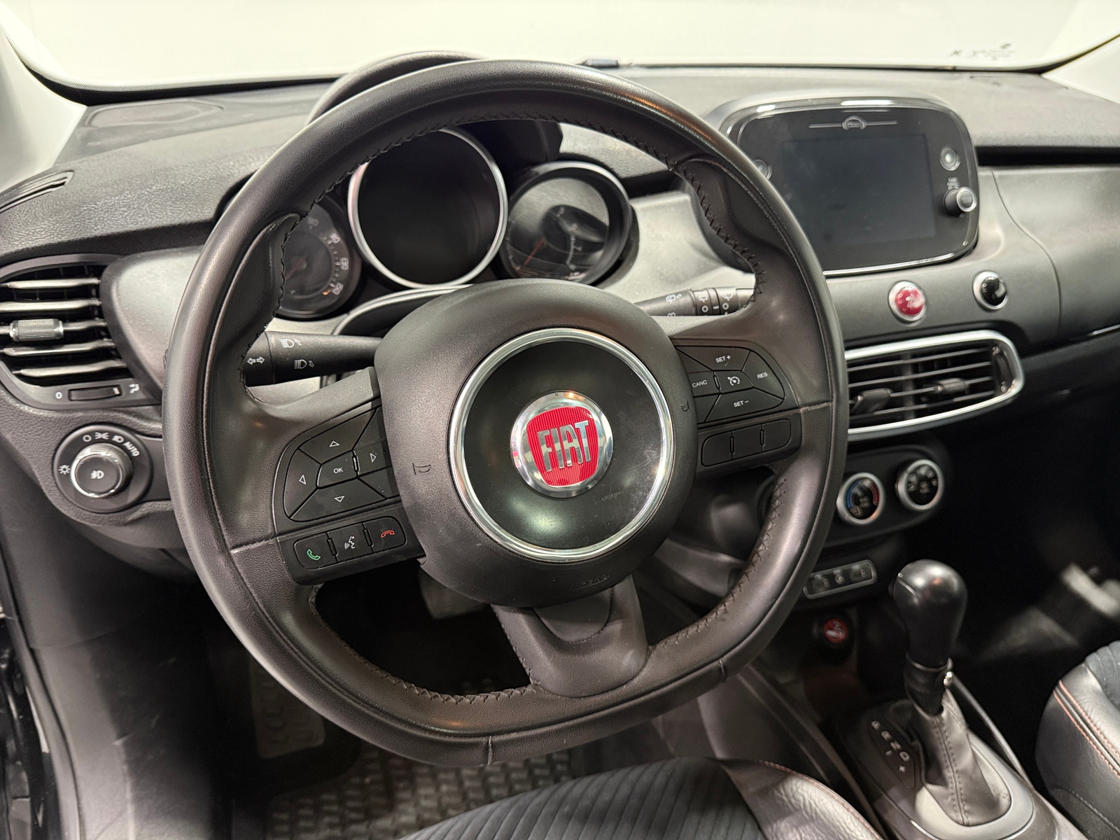 Thumbnail: 2018 Fiat 500X - 5