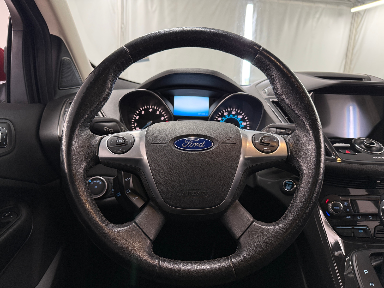 Thumbnail: 2016 Ford Escape - 4