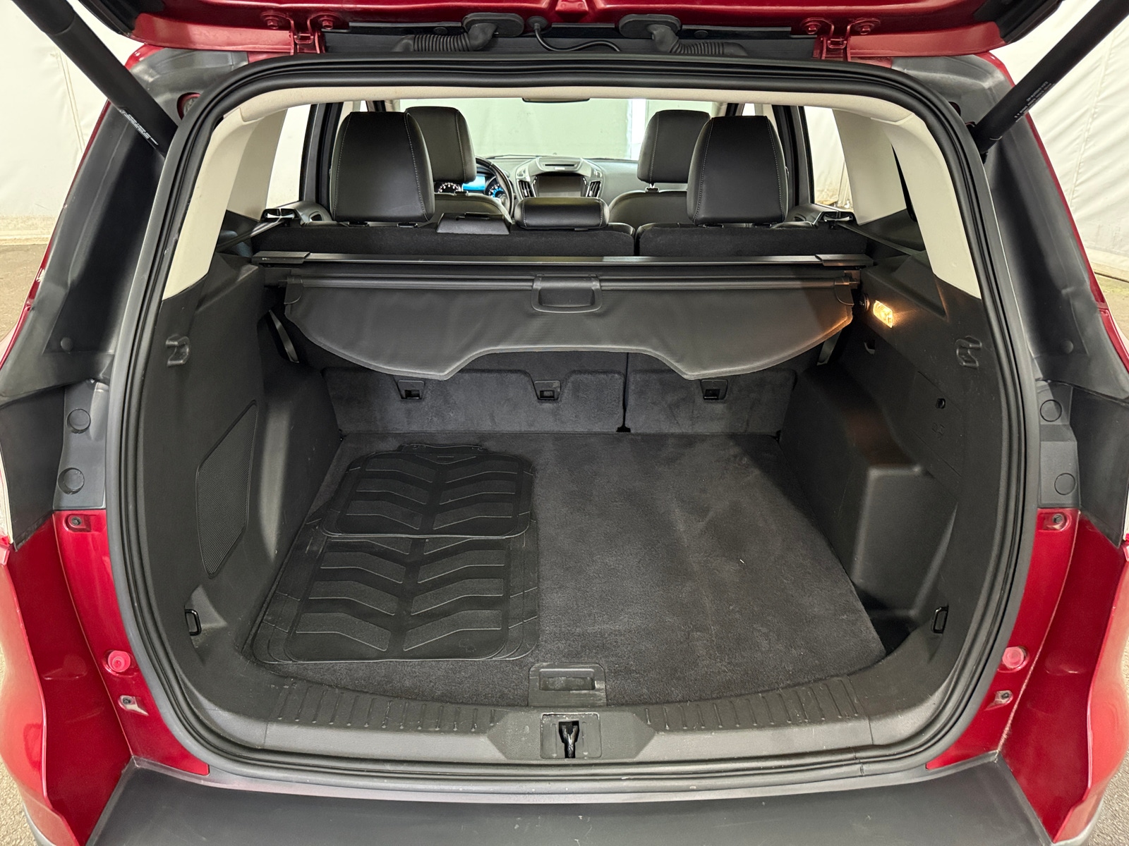 Thumbnail: 2016 Ford Escape - 6