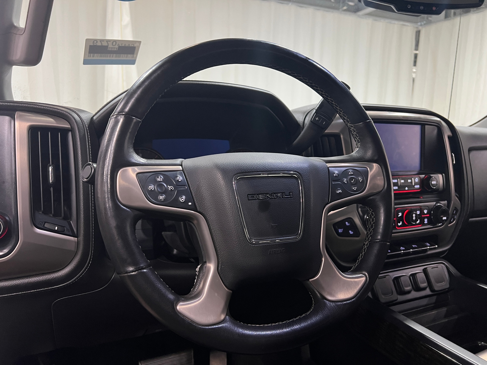 Thumbnail: 2015 GMC Sierra 2500 - 4