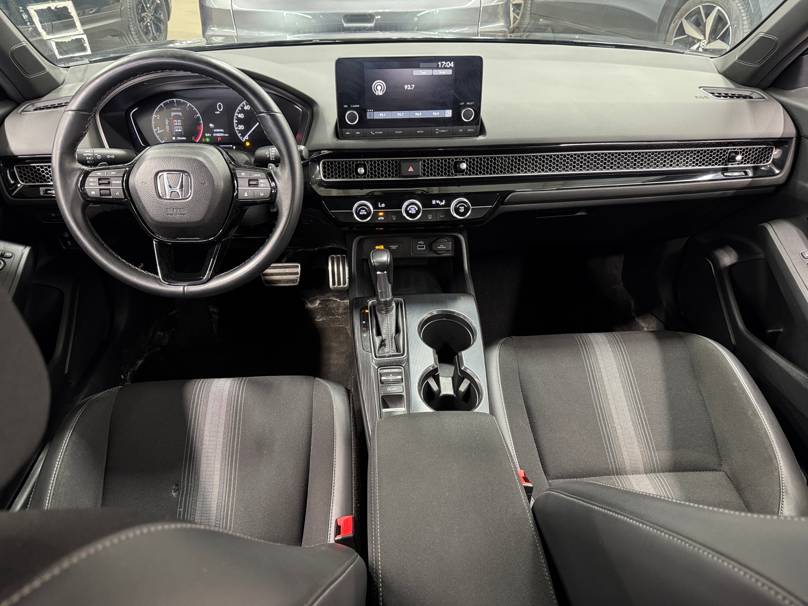 Thumbnail: 2023 Honda Civic - 3