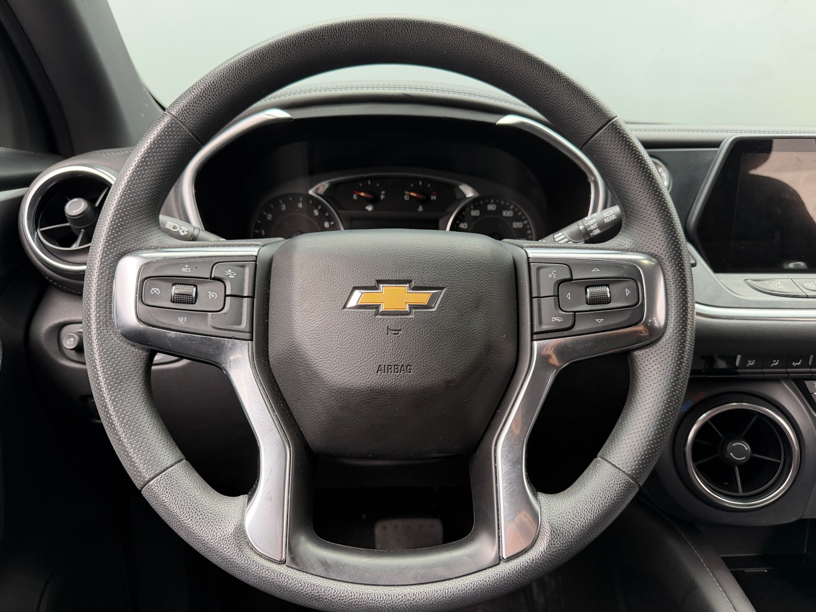 Thumbnail: 2022 Chevrolet Blazer - 5