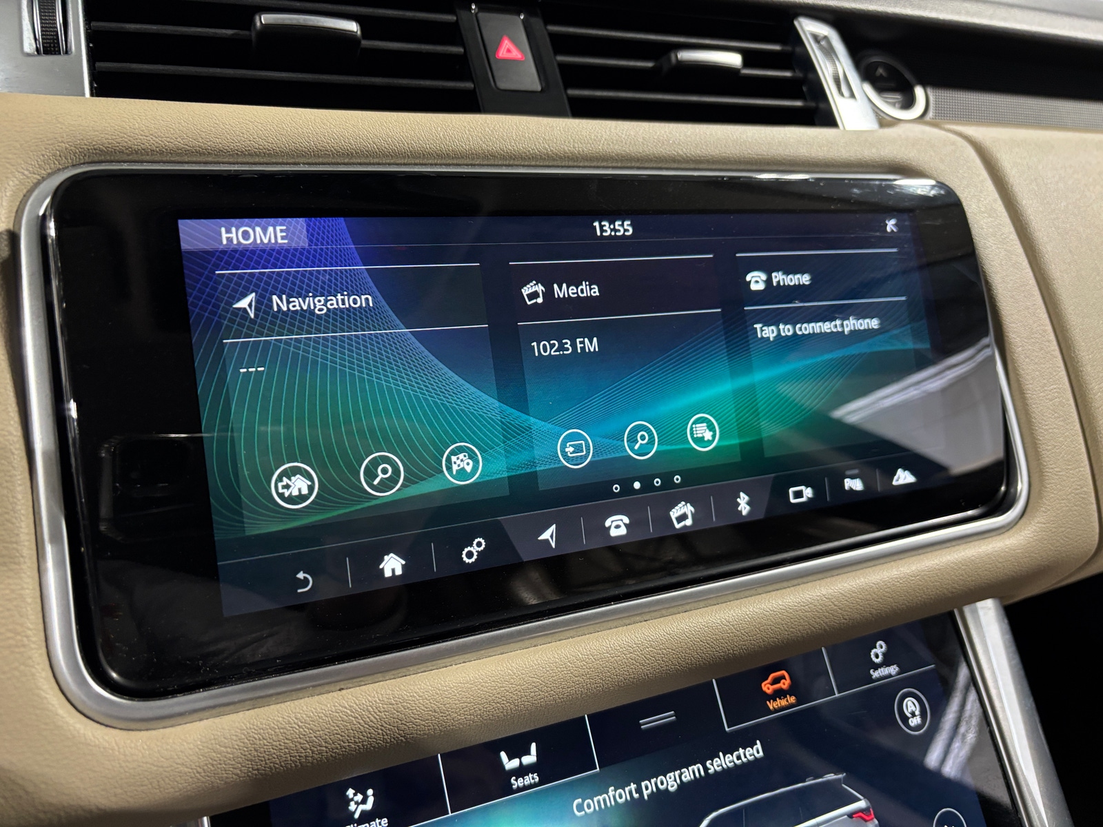 Thumbnail: 2019 Land Rover Range Rover Sport - 3