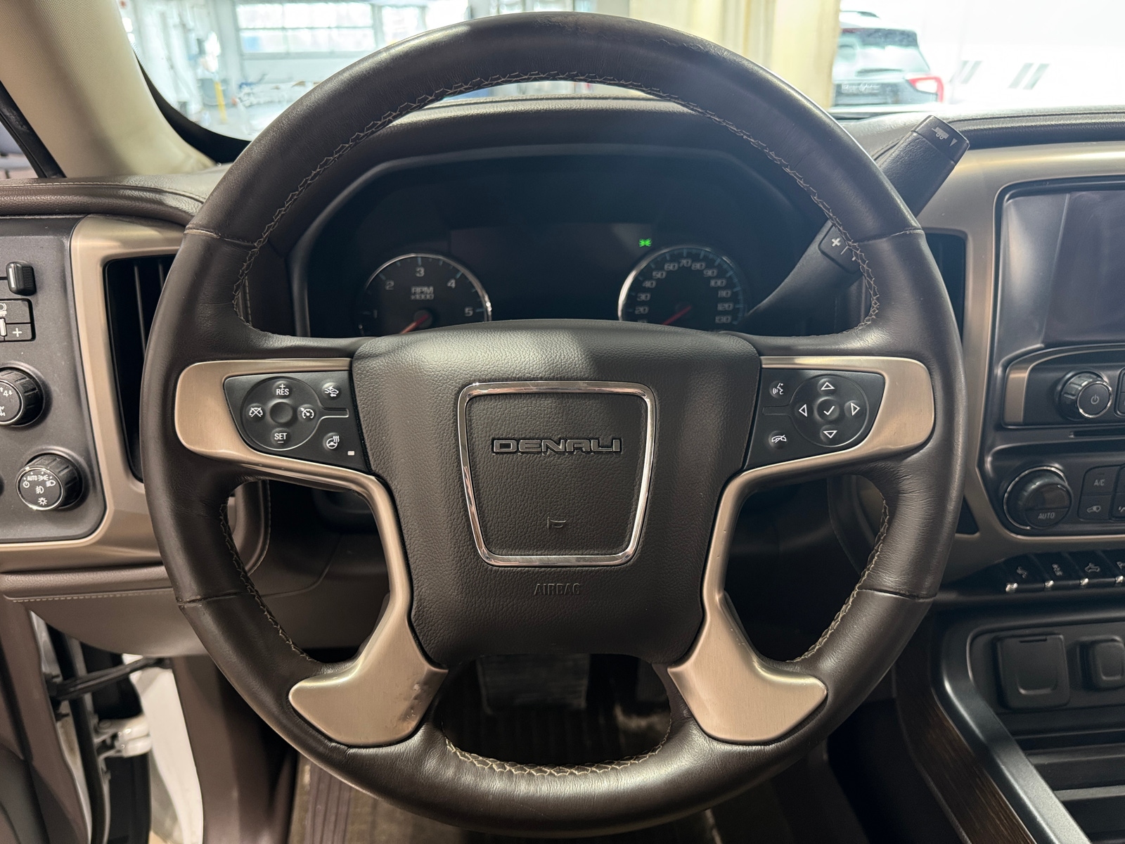 Thumbnail: 2017 GMC Sierra 1500 - 4