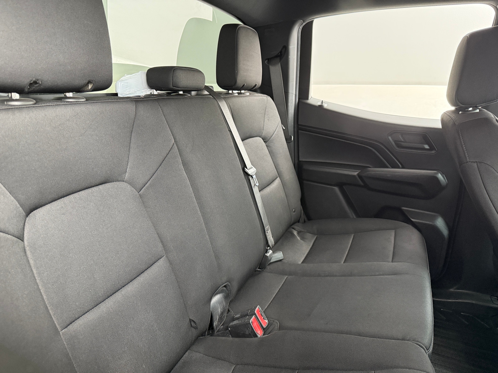 Thumbnail: 2023 Chevrolet Colorado - 6