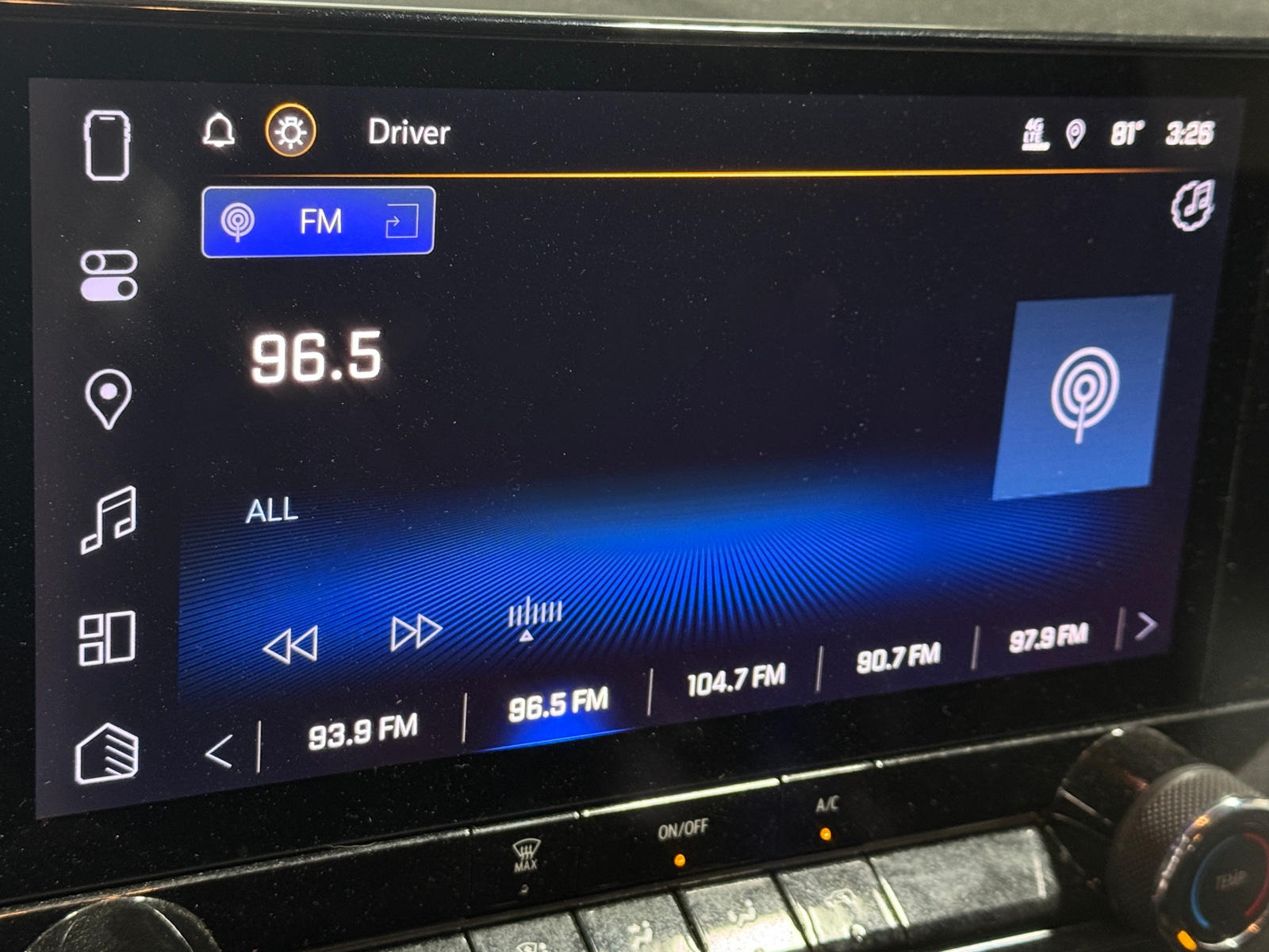 Thumbnail: 2023 Chevrolet Colorado - 4