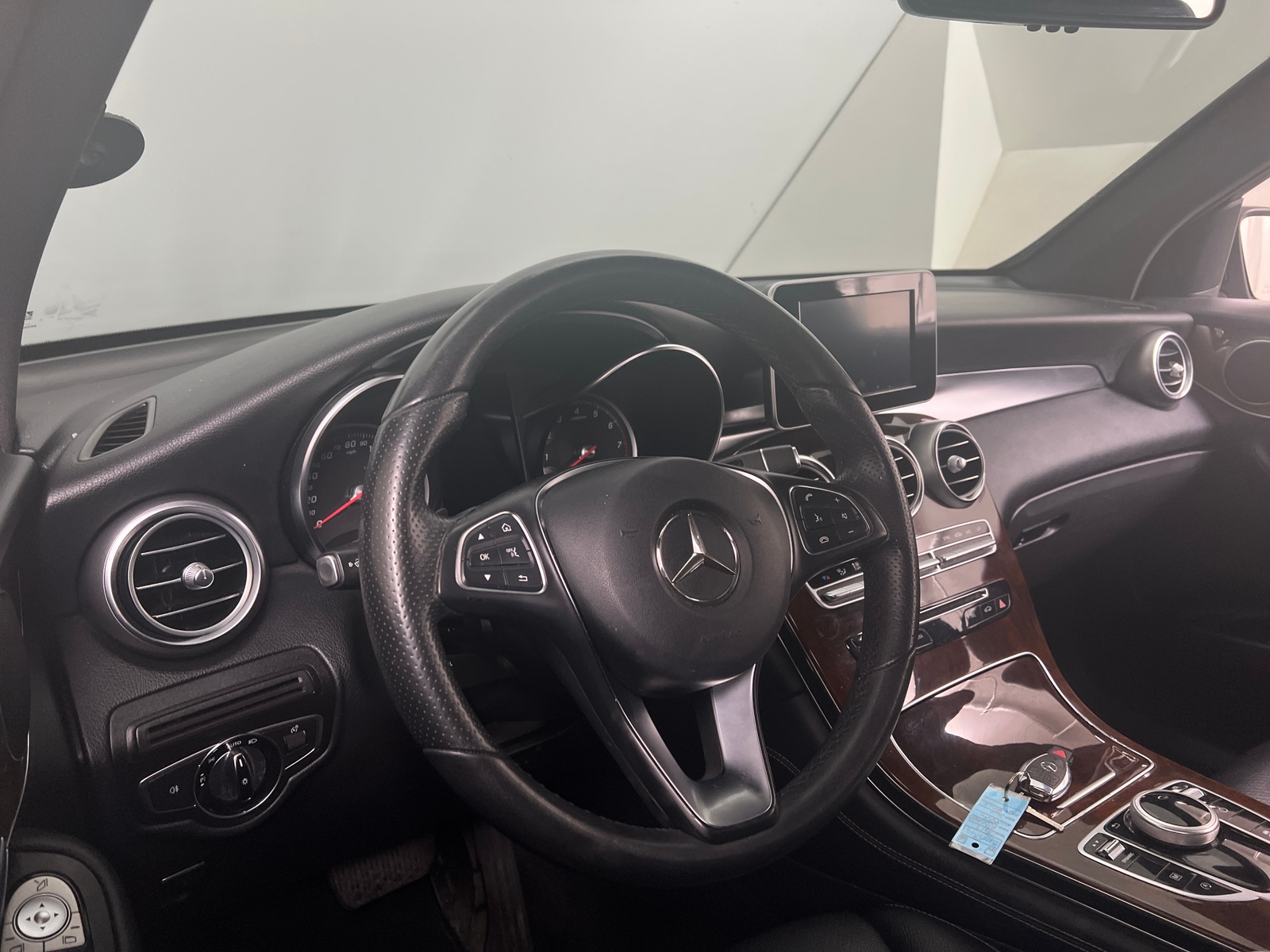 Thumbnail: 2017 Mercedes-Benz GLC - 2