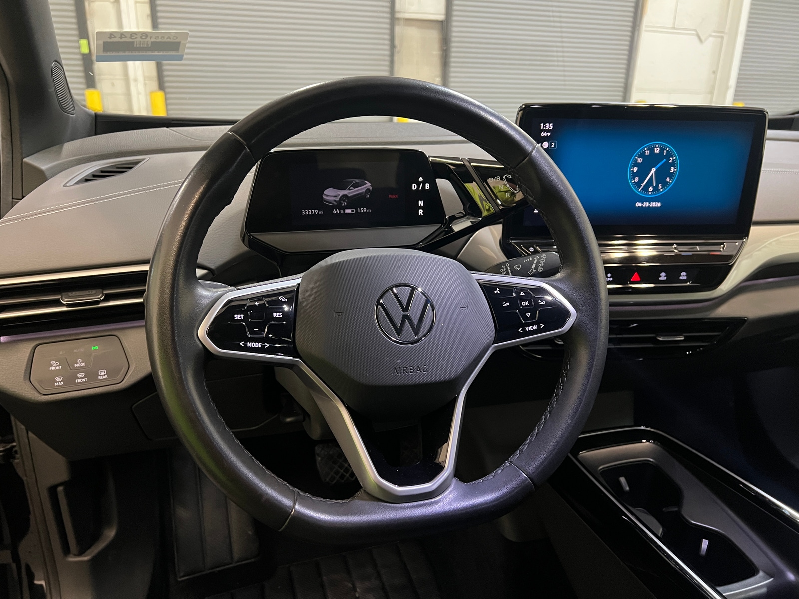 Thumbnail: 2023 Volkswagen ID.4 - 5