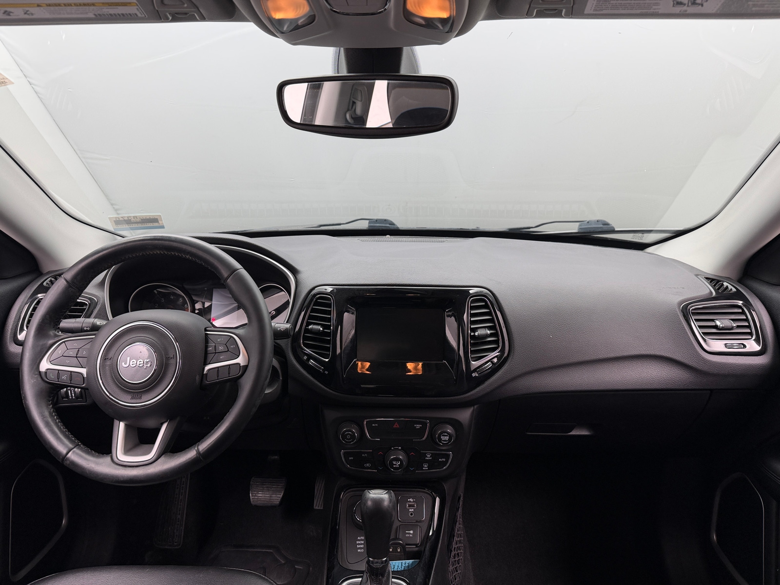 Thumbnail: 2020 Jeep Compass - 3