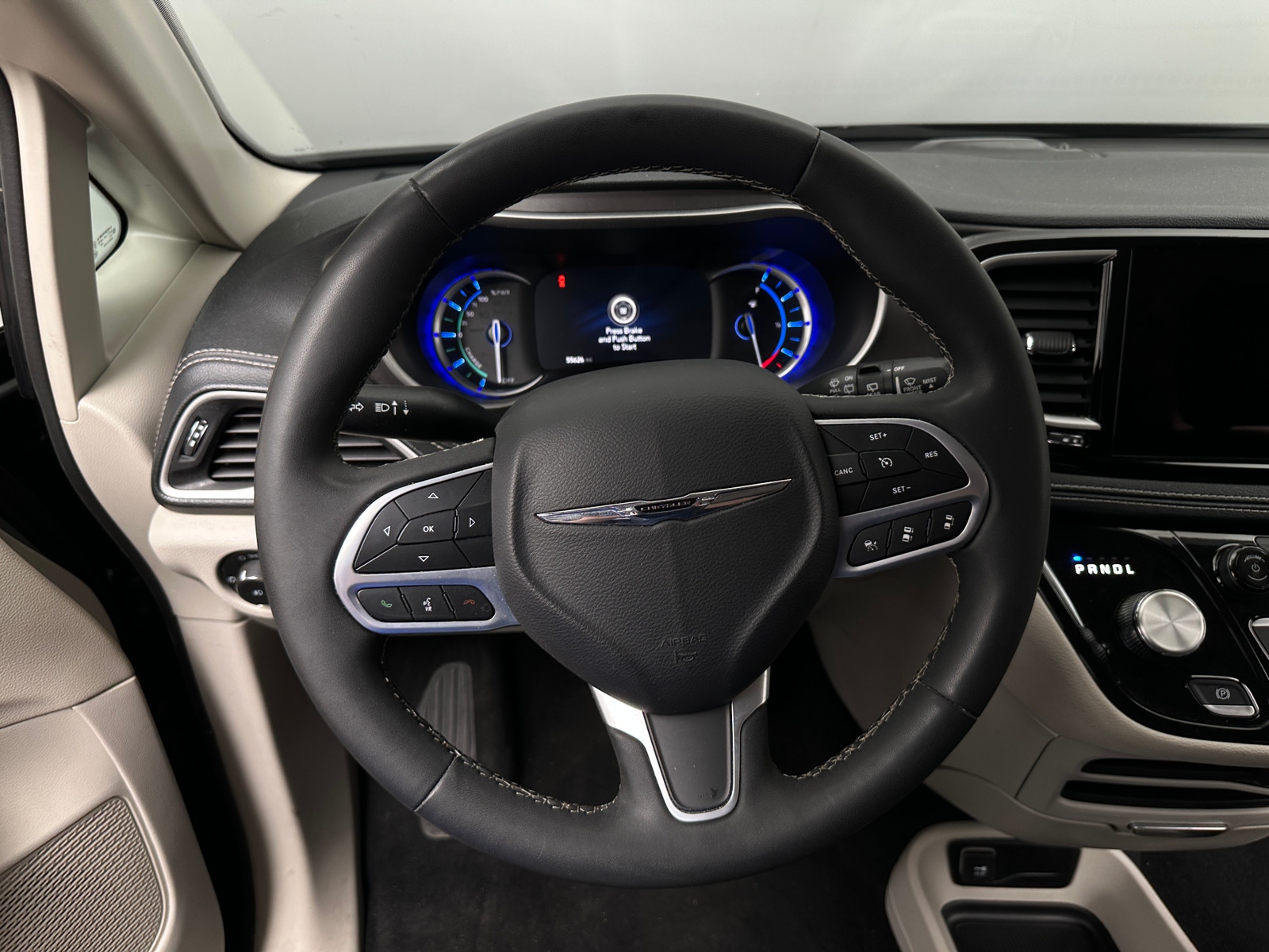 Thumbnail: 2024 Chrysler Pacifica - 5
