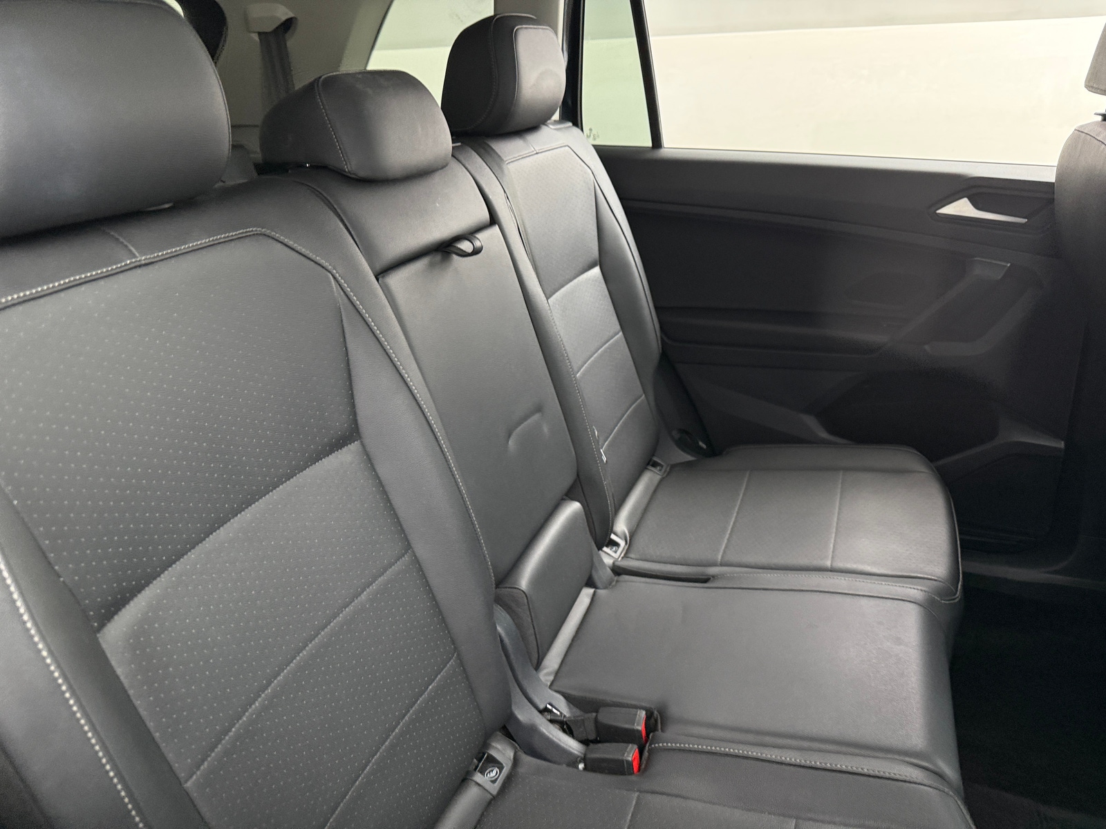 Thumbnail: 2019 Volkswagen Tiguan - 5