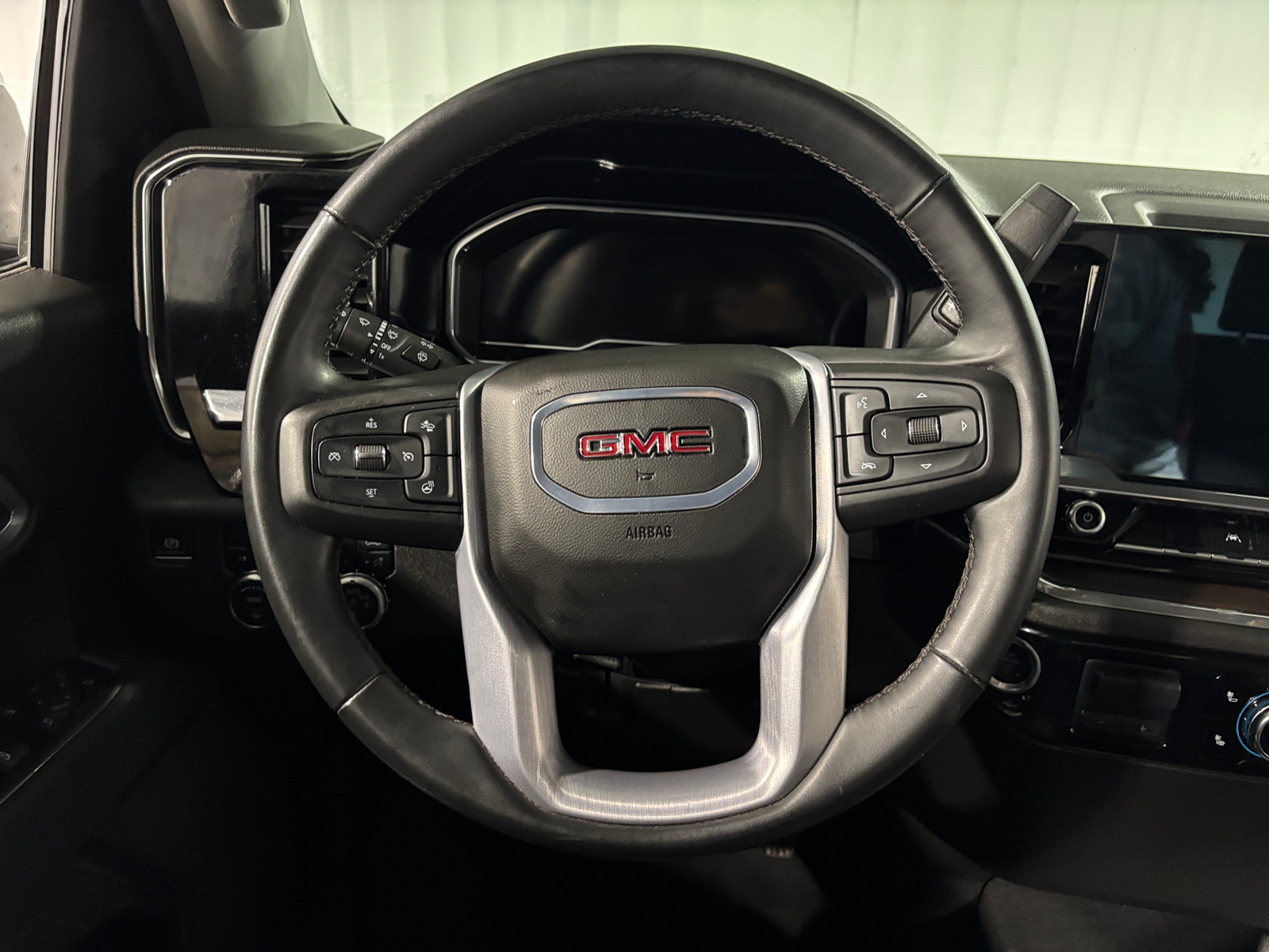 Thumbnail: 2025 GMC Sierra 1500 - 4