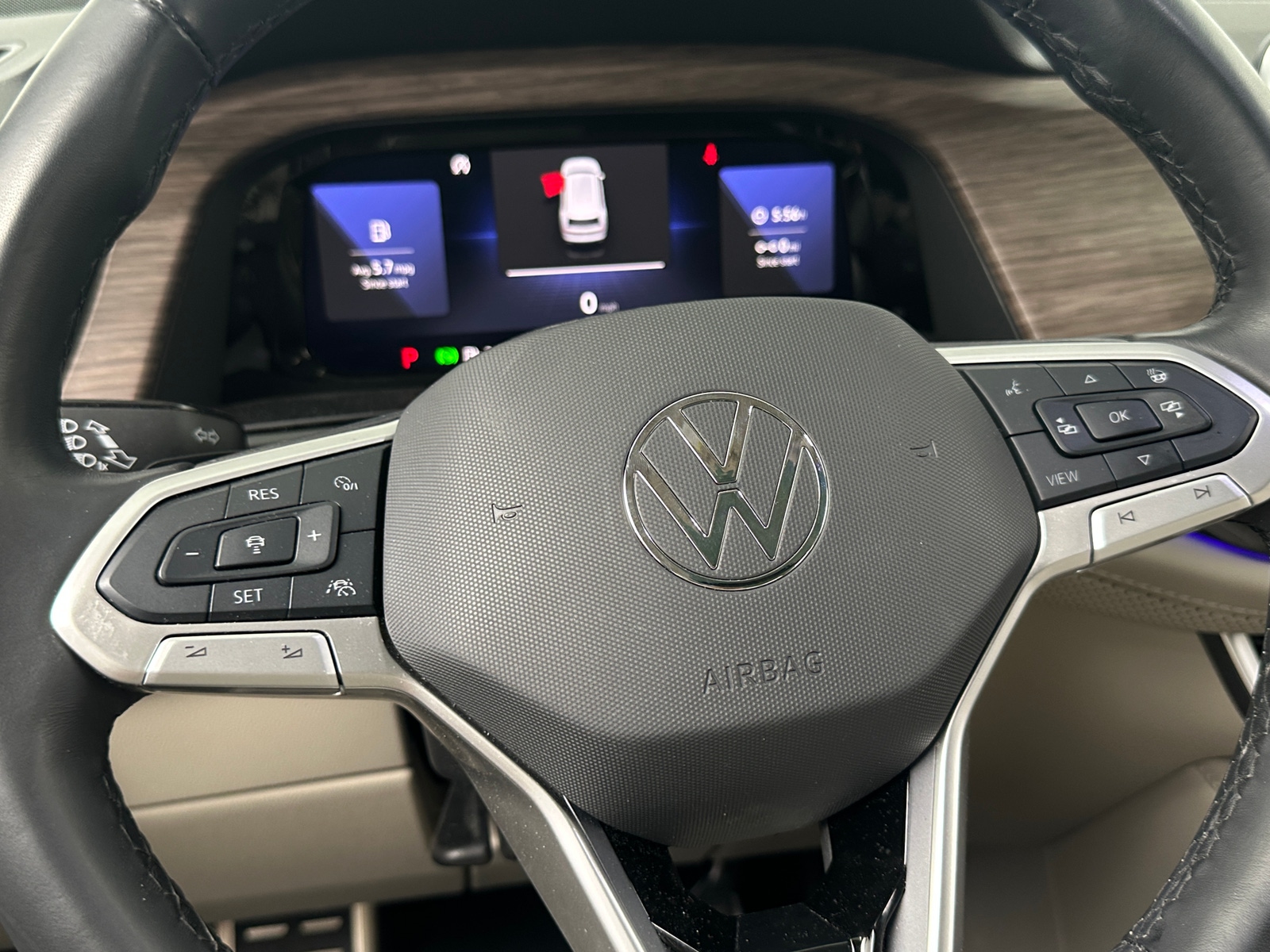Thumbnail: 2025 Volkswagen Atlas - 4