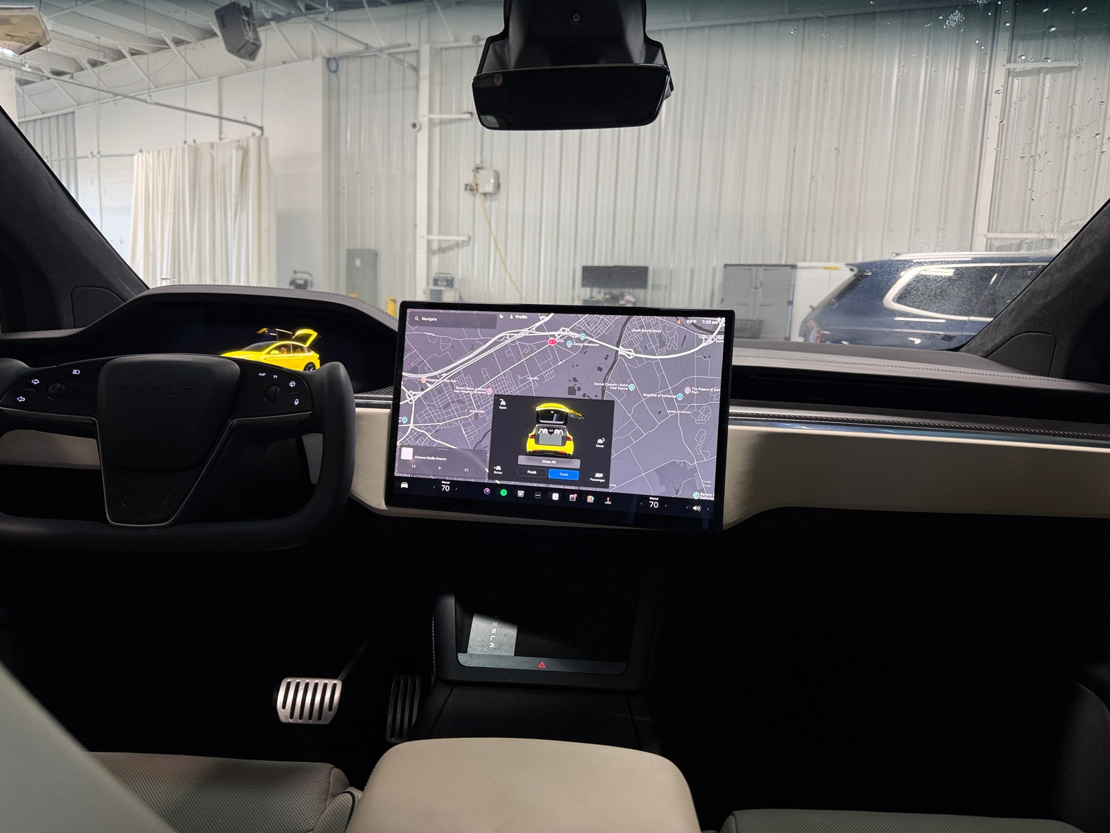 Thumbnail: 2023 Tesla Model X - 2