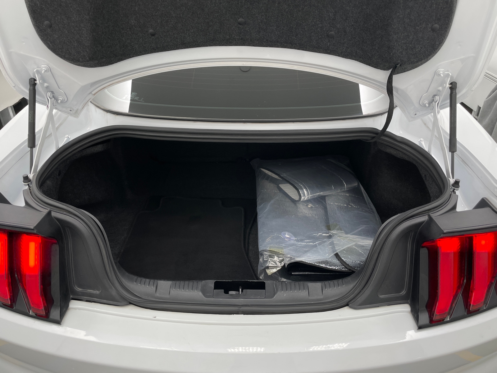 Thumbnail: 2023 Ford Mustang - 4