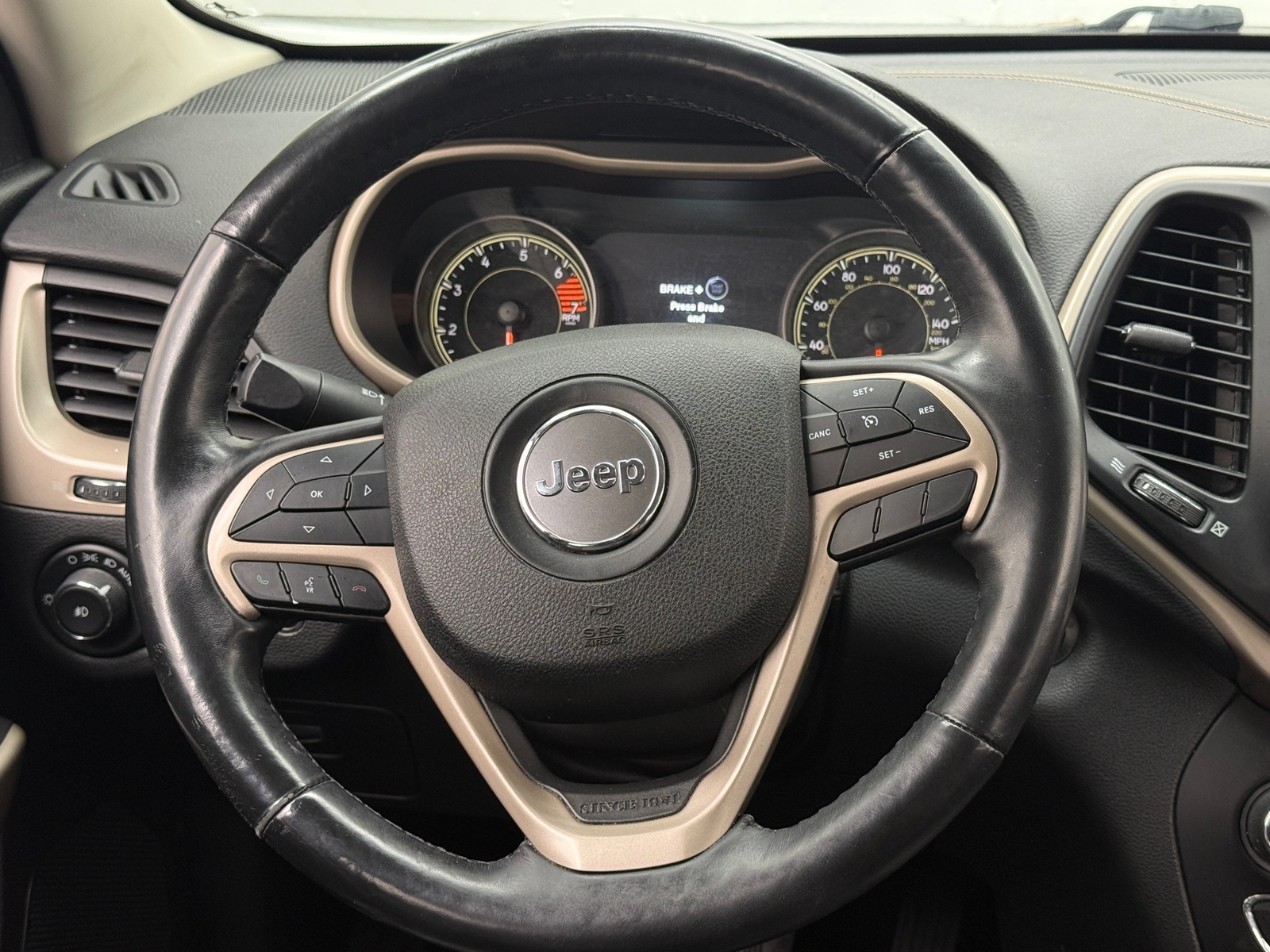 Thumbnail: 2018 Jeep Cherokee - 4
