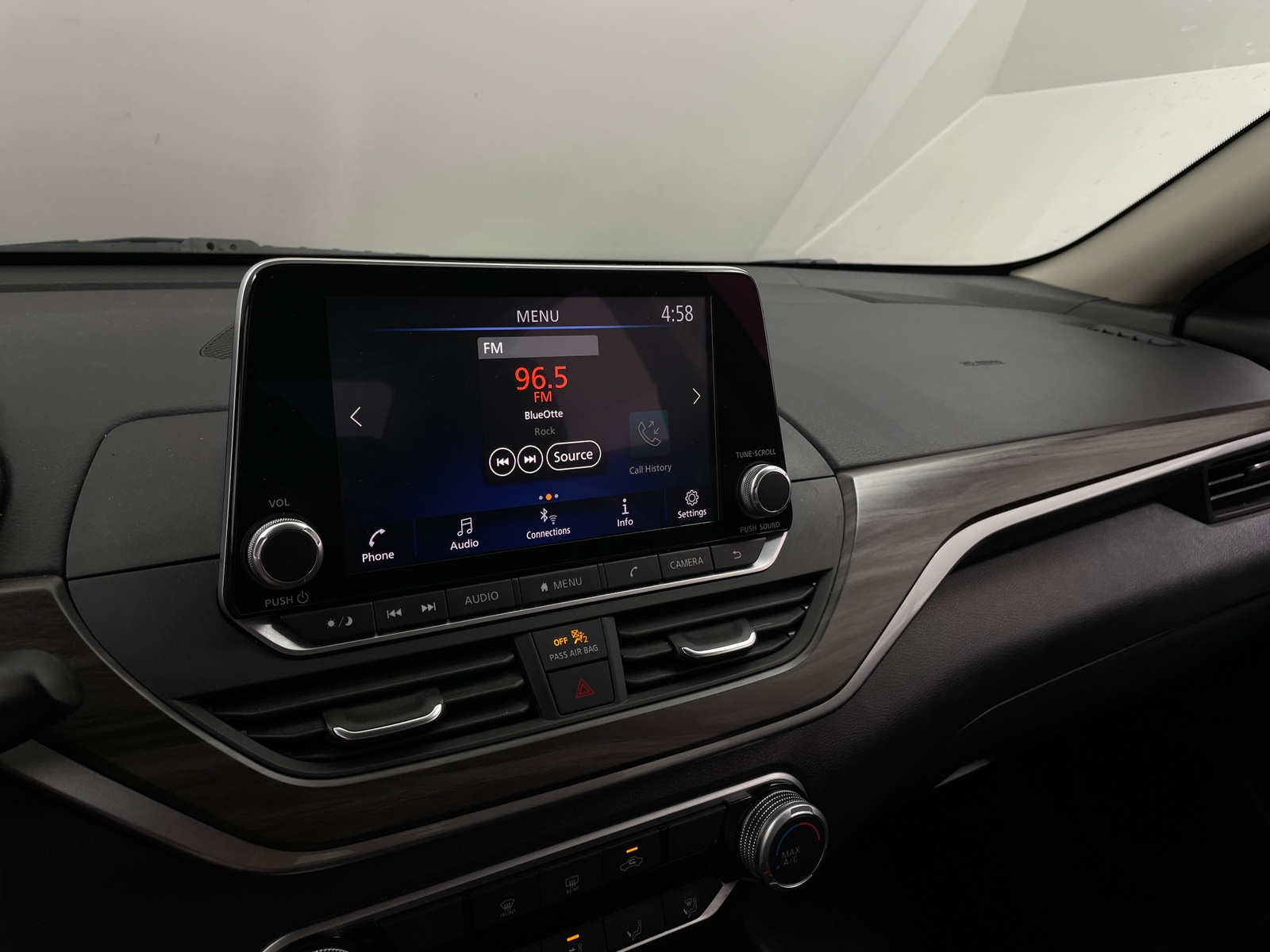 Thumbnail: 2025 Nissan Altima - 4