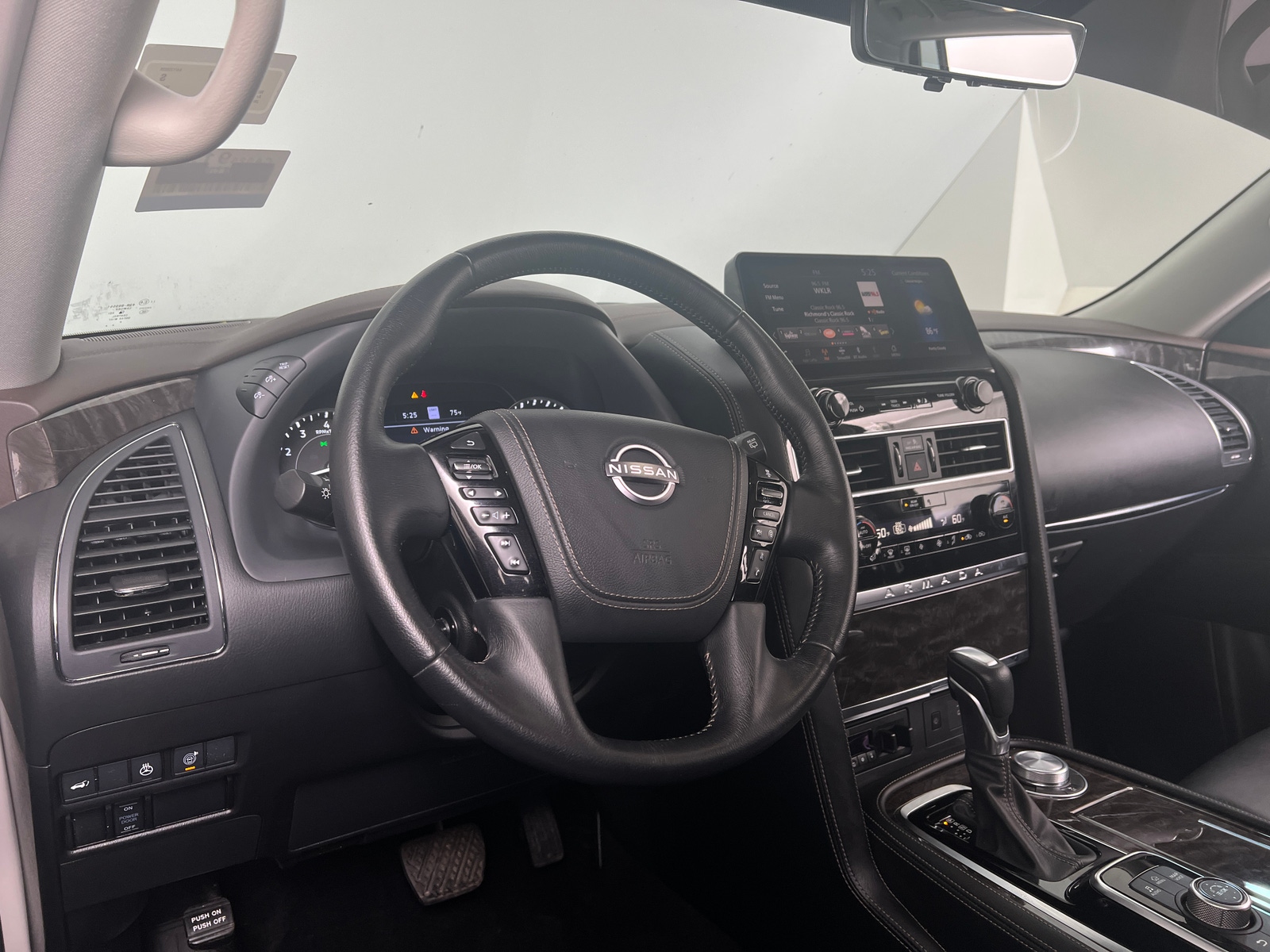 Thumbnail: 2023 Nissan Armada - 2
