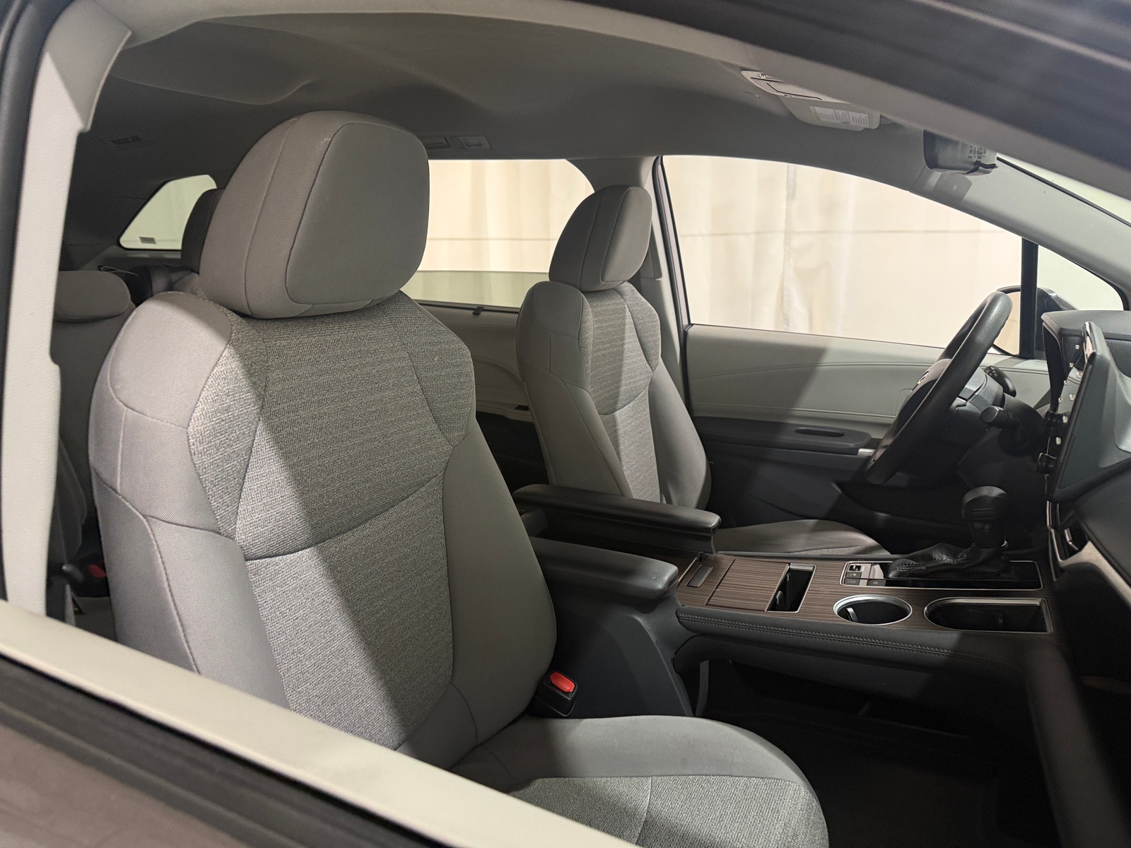 Thumbnail: 2021 Toyota Sienna - 2