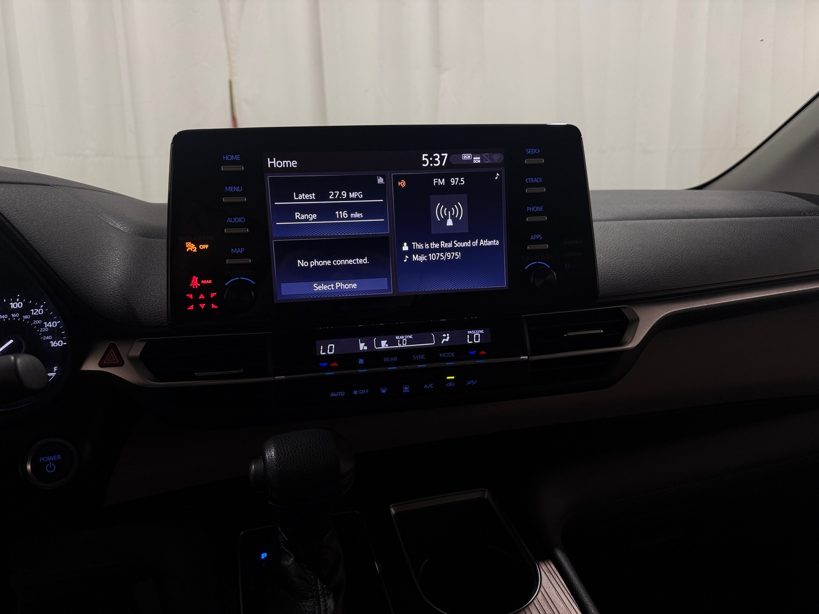 Thumbnail: 2021 Toyota Sienna - 4