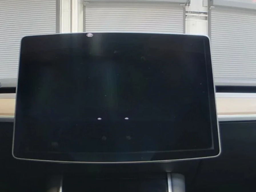 Thumbnail: 2020 Tesla Model 3 - 3
