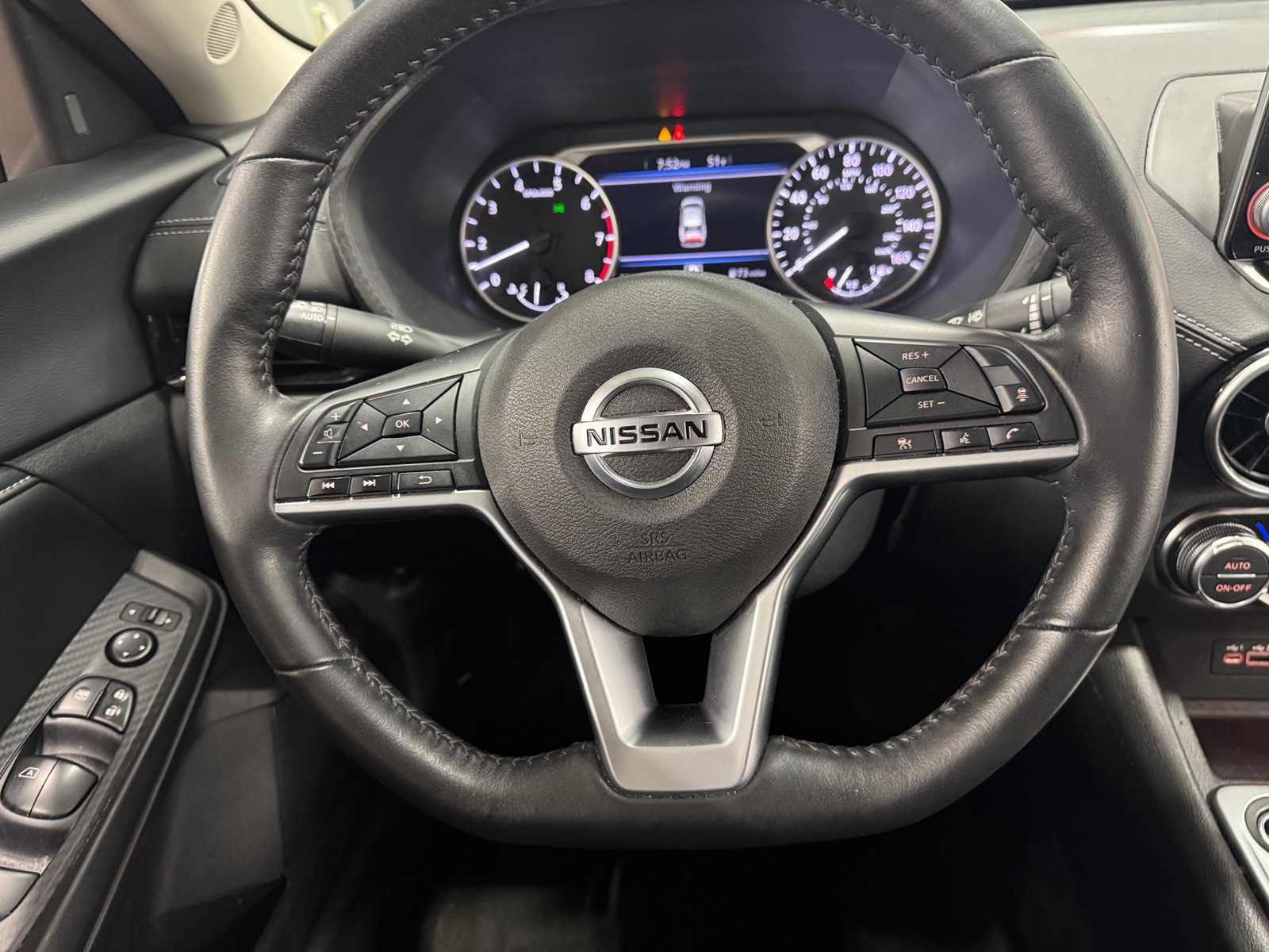 Thumbnail: 2023 Nissan Sentra - 5
