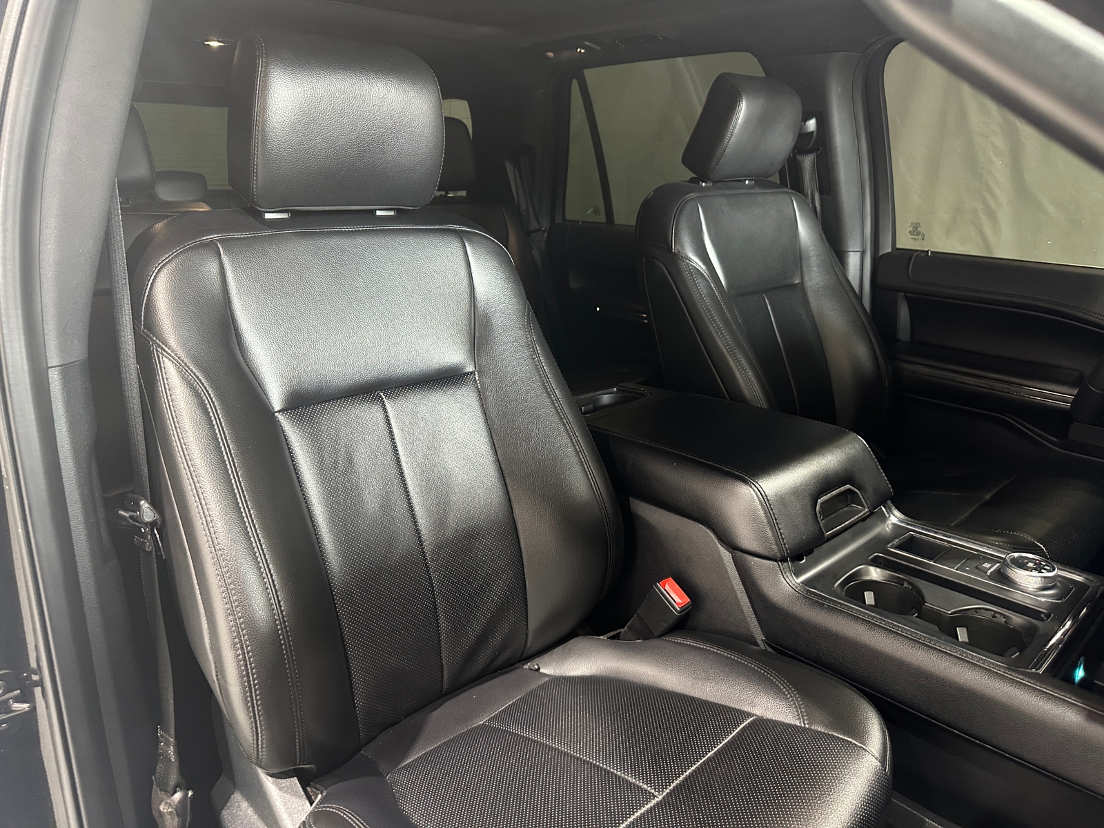 Thumbnail: 2020 Ford Expedition - 2