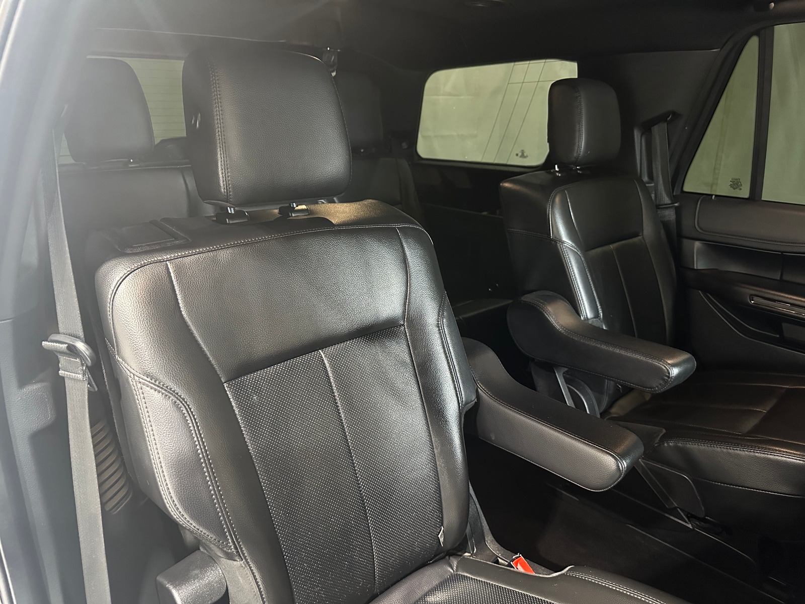 Thumbnail: 2020 Ford Expedition - 6