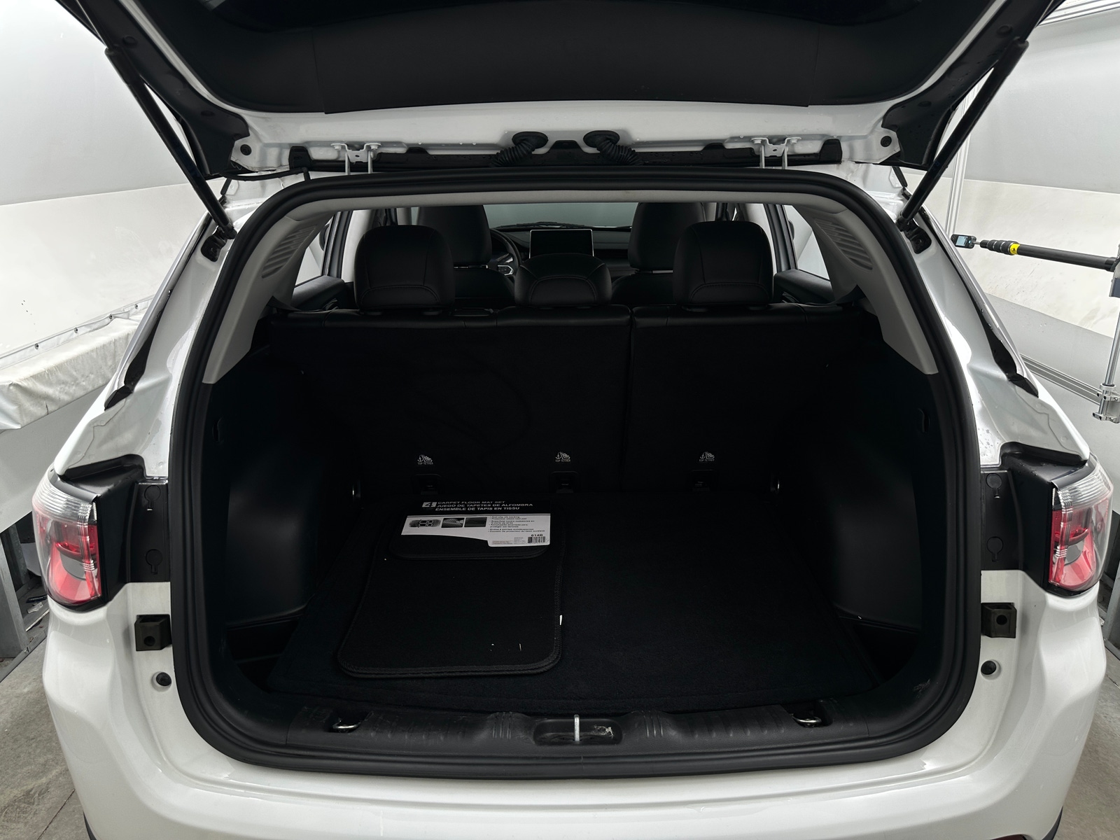 Thumbnail: 2022 Jeep Compass - 7