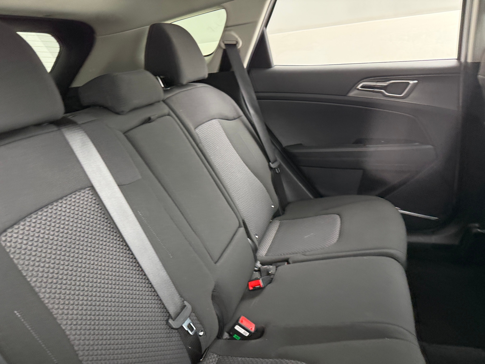 Thumbnail: 2025 Kia Sportage - 6