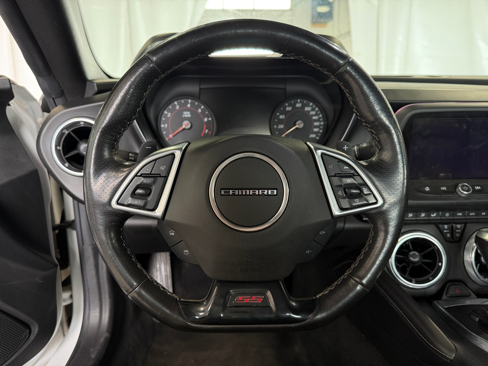 Thumbnail: 2019 Chevrolet Camaro - 4