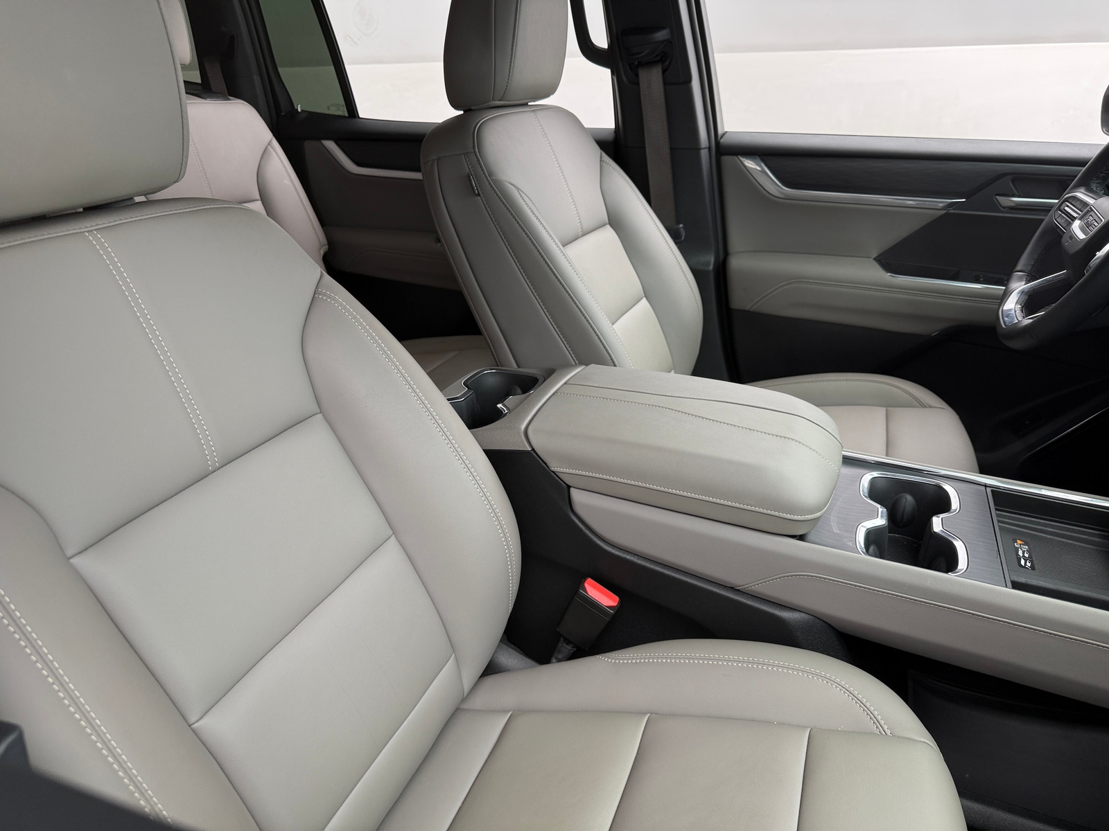 Thumbnail: 2025 GMC Acadia - 2