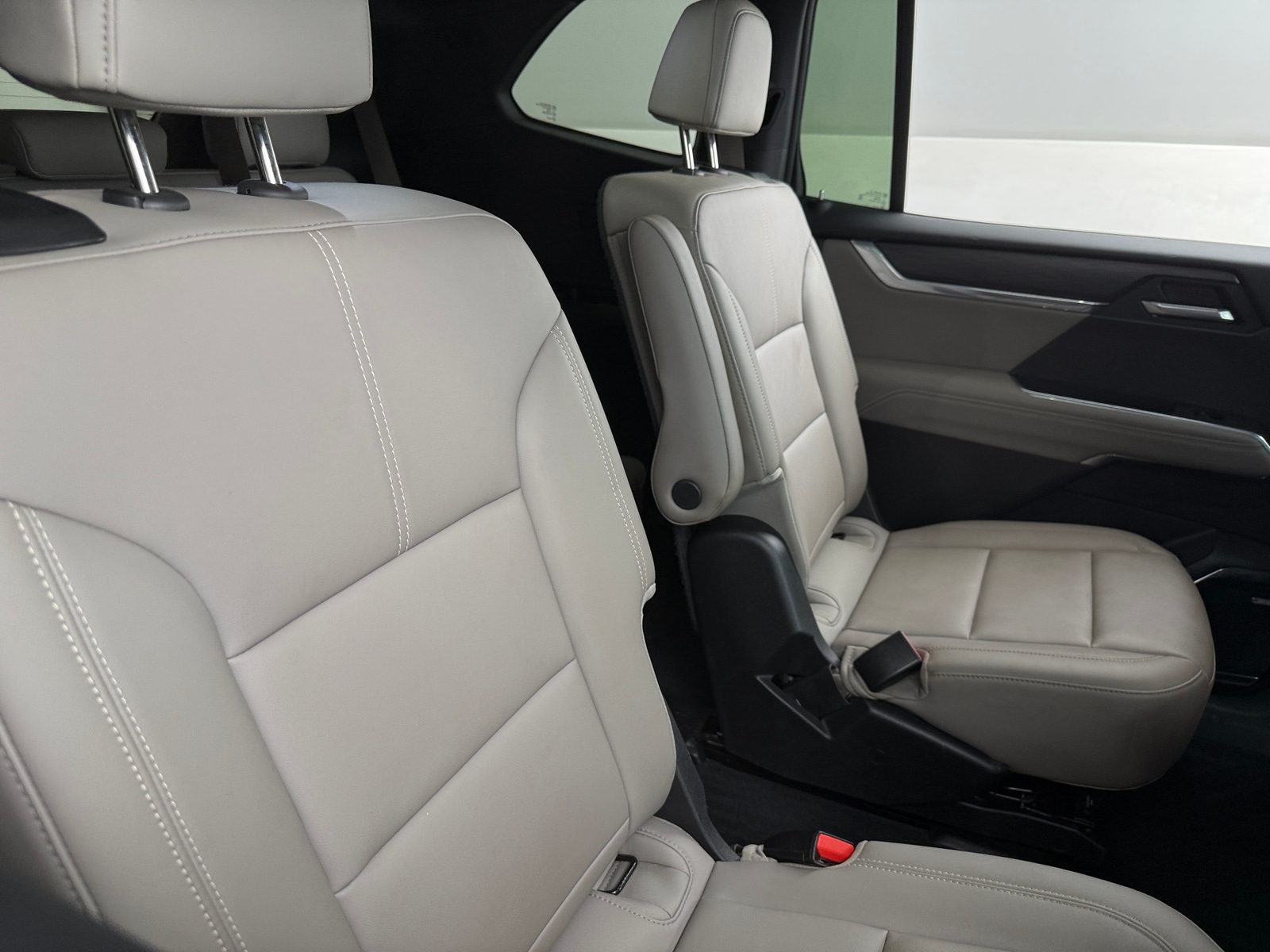 Thumbnail: 2025 GMC Acadia - 6