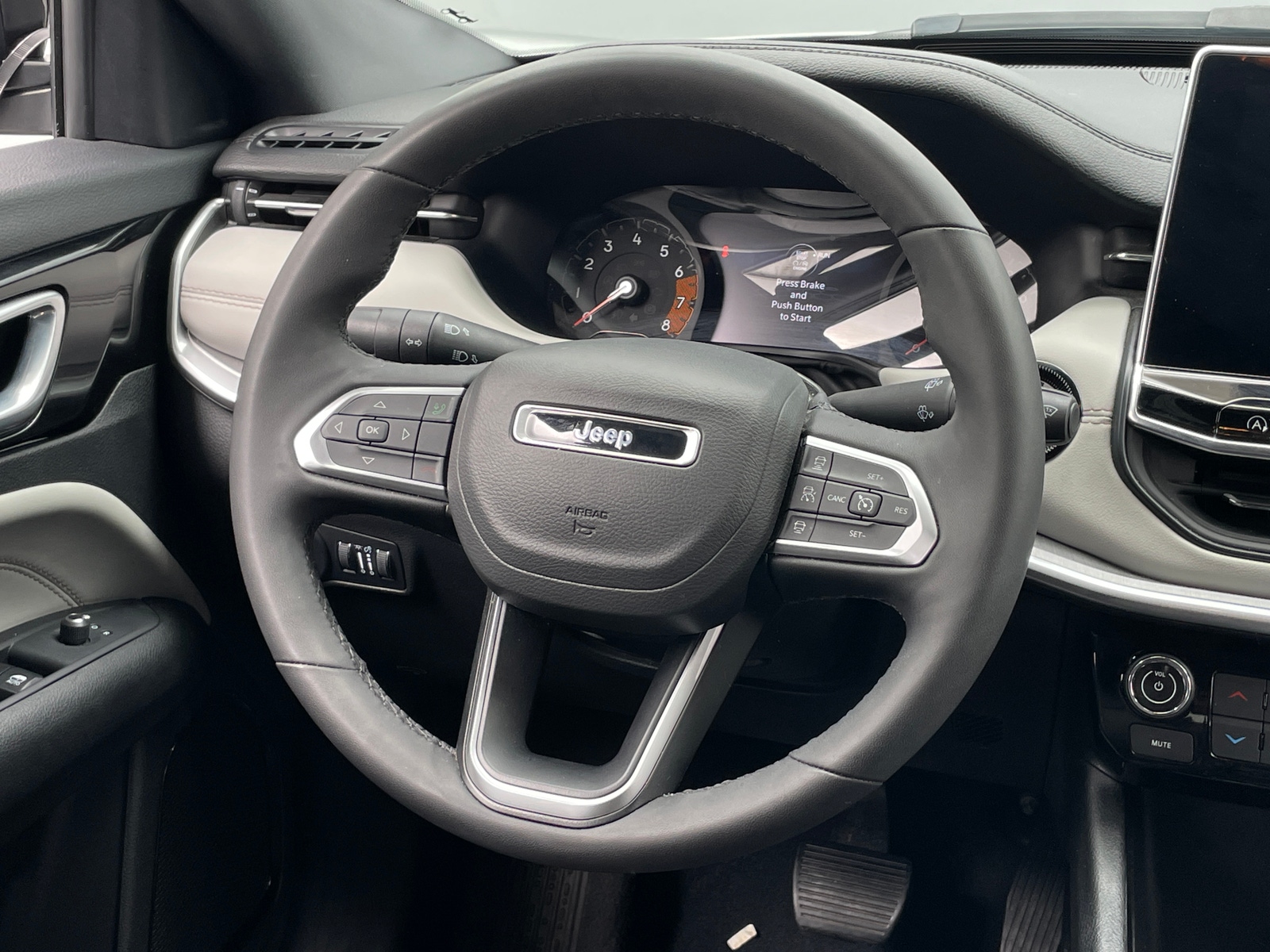 Thumbnail: 2025 Jeep Compass - 4