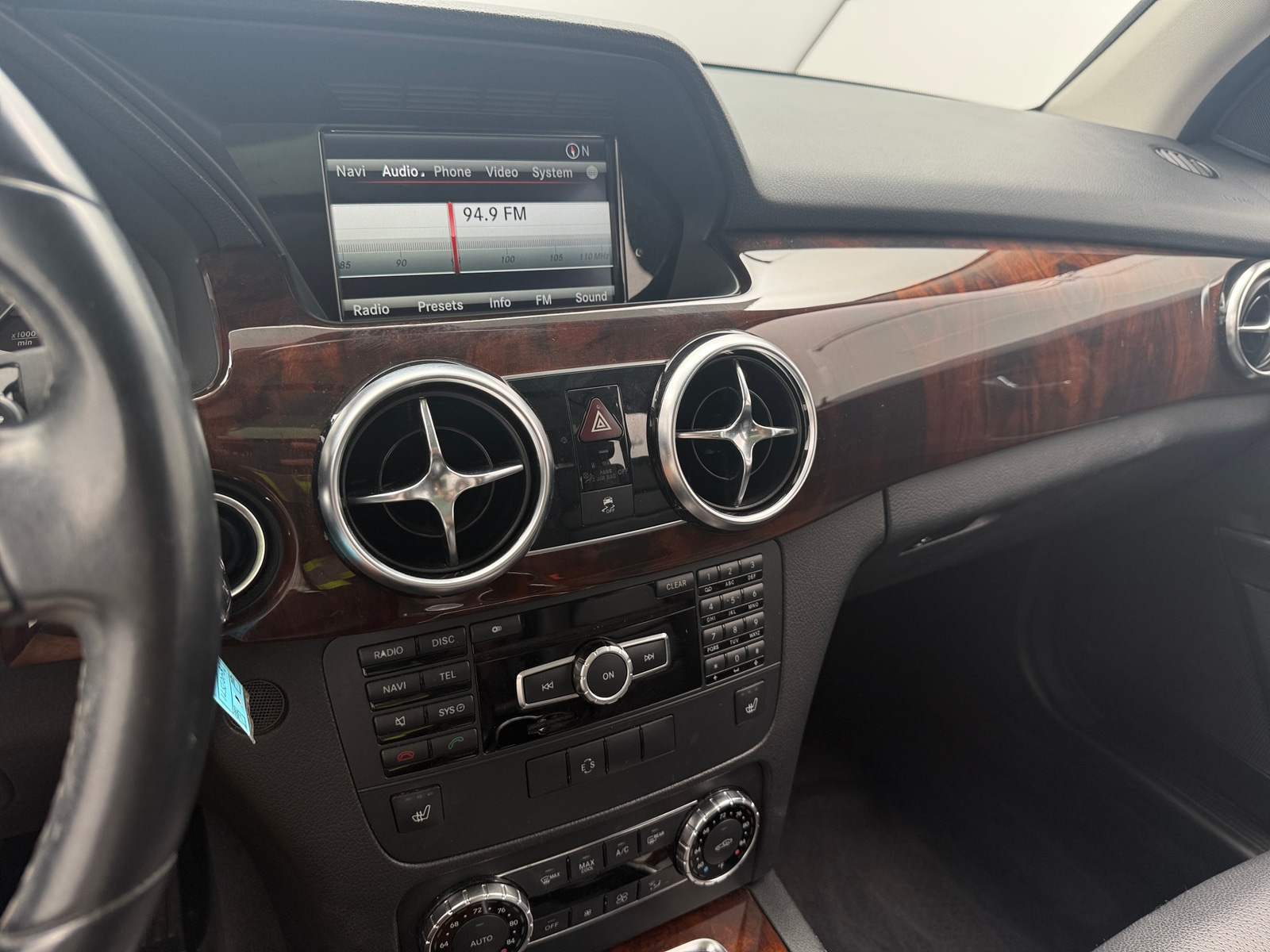 Thumbnail: 2013 Mercedes-Benz GLK - 3