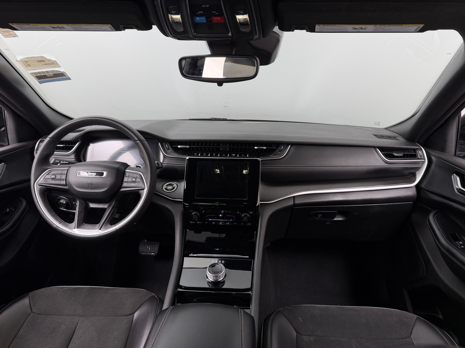 Thumbnail: 2023 Jeep Grand Cherokee L - 2