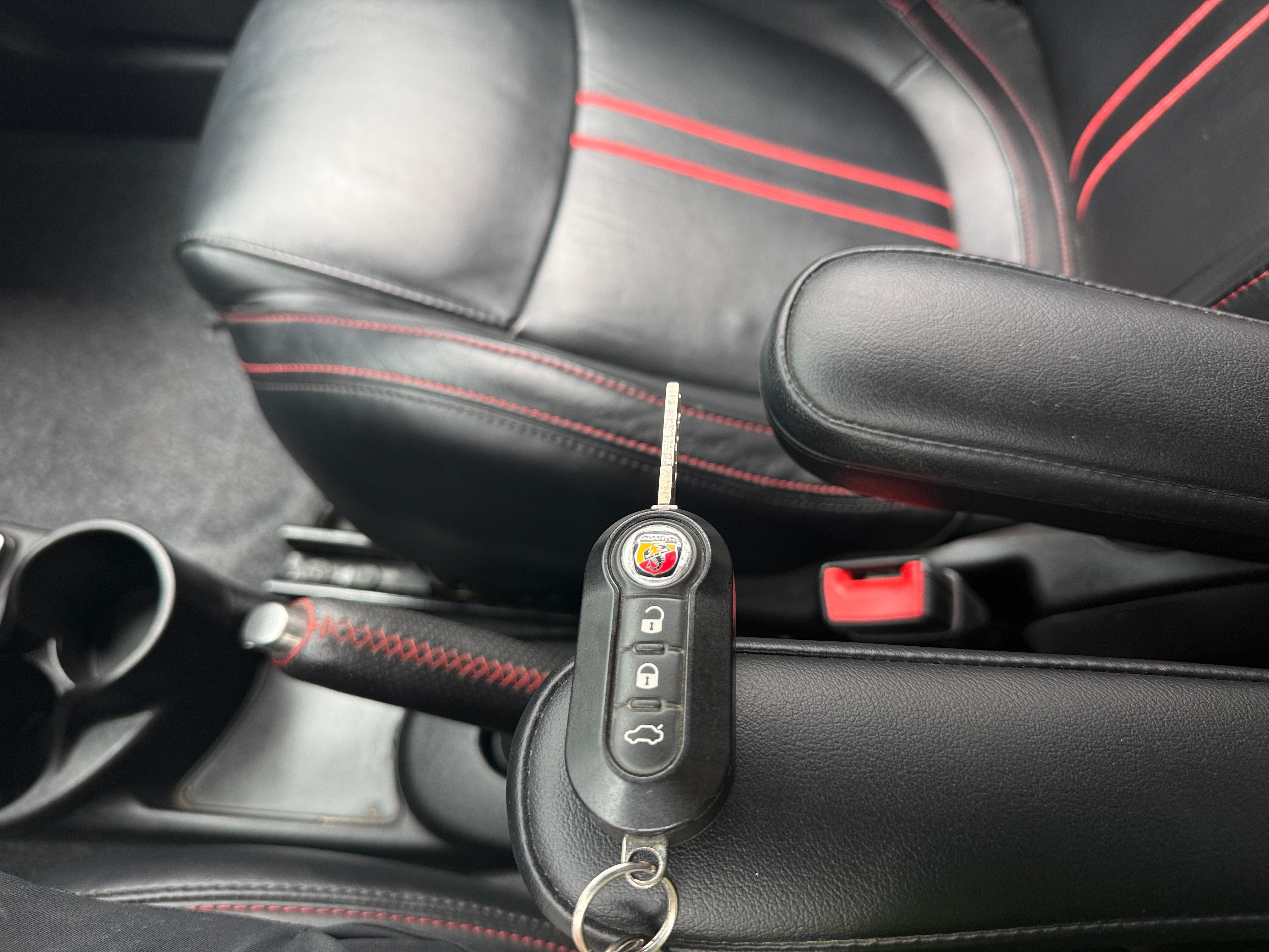 2015 FIAT 500c