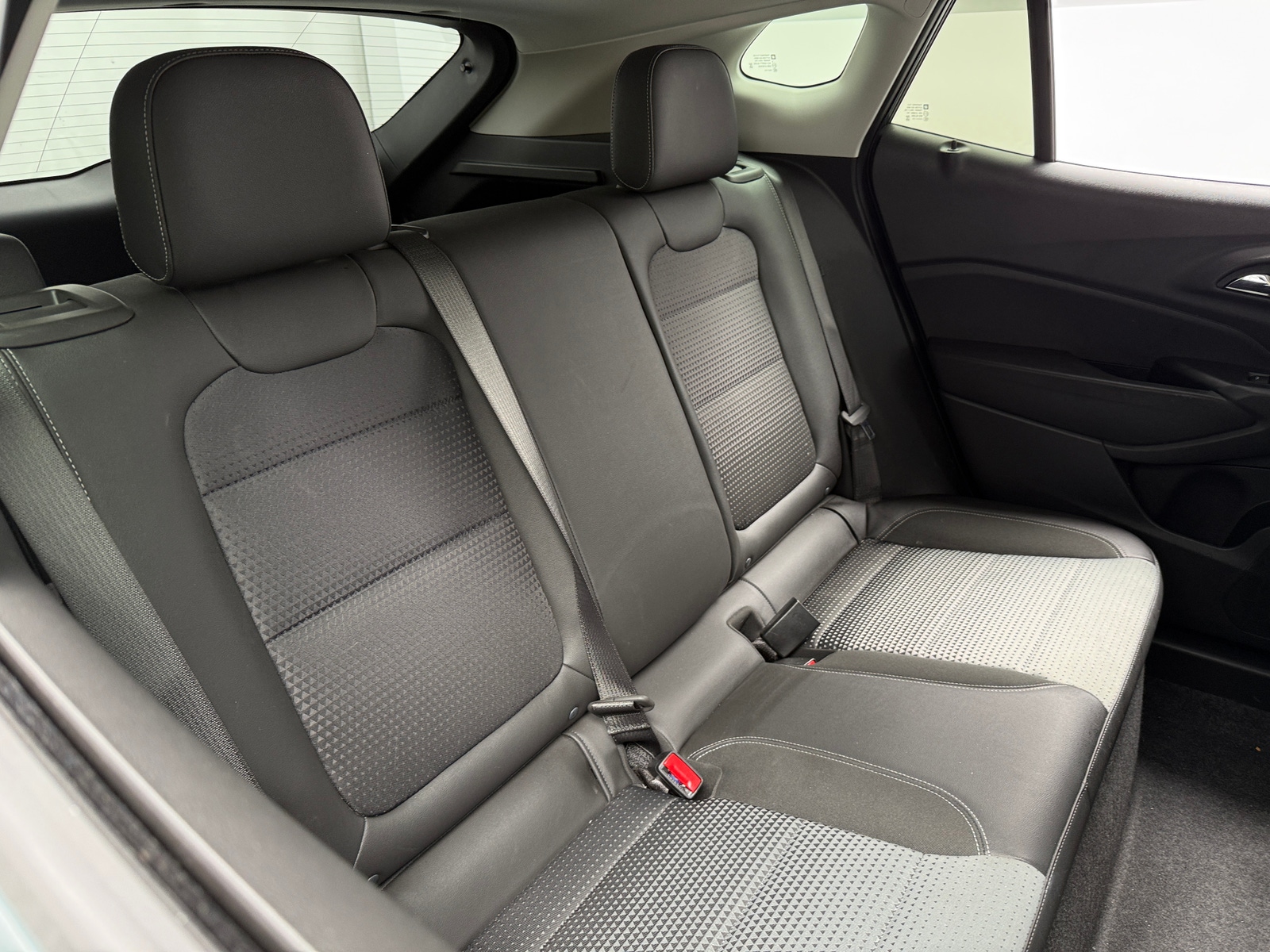 Thumbnail: 2025 Chevrolet Trax - 6