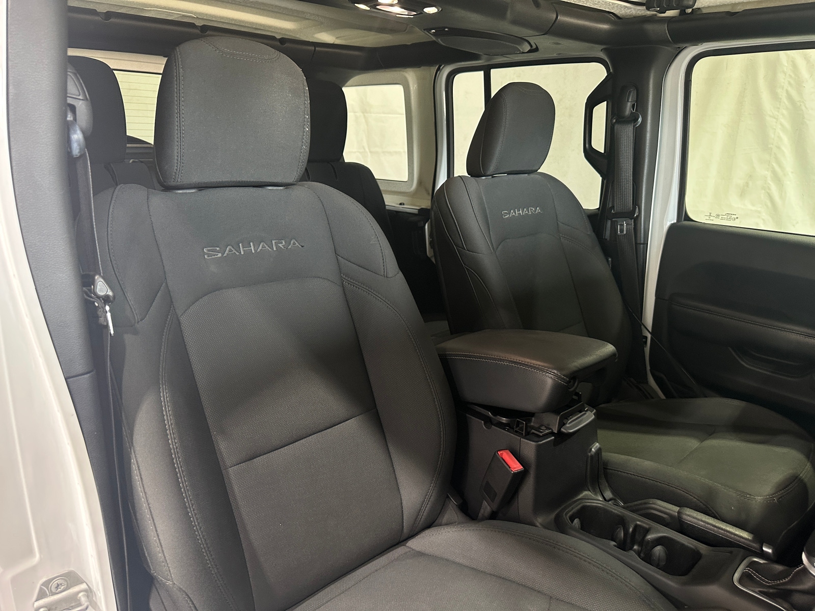 Thumbnail: 2019 Jeep Wrangler - 2