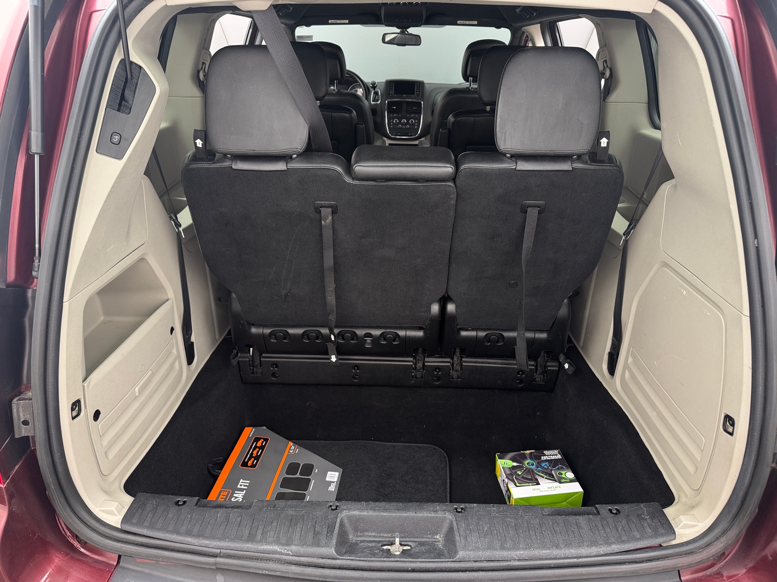 Thumbnail: 2017 Dodge Grand Caravan - 6