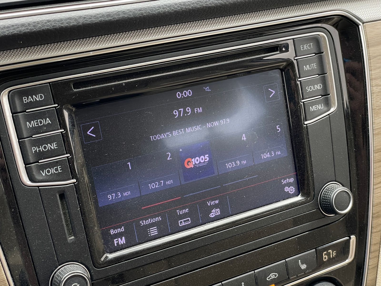 Thumbnail: 2016 Volkswagen Passat - 3