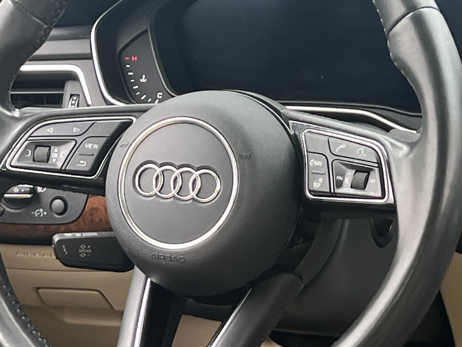 Thumbnail: 2018 Audi A4 - 4